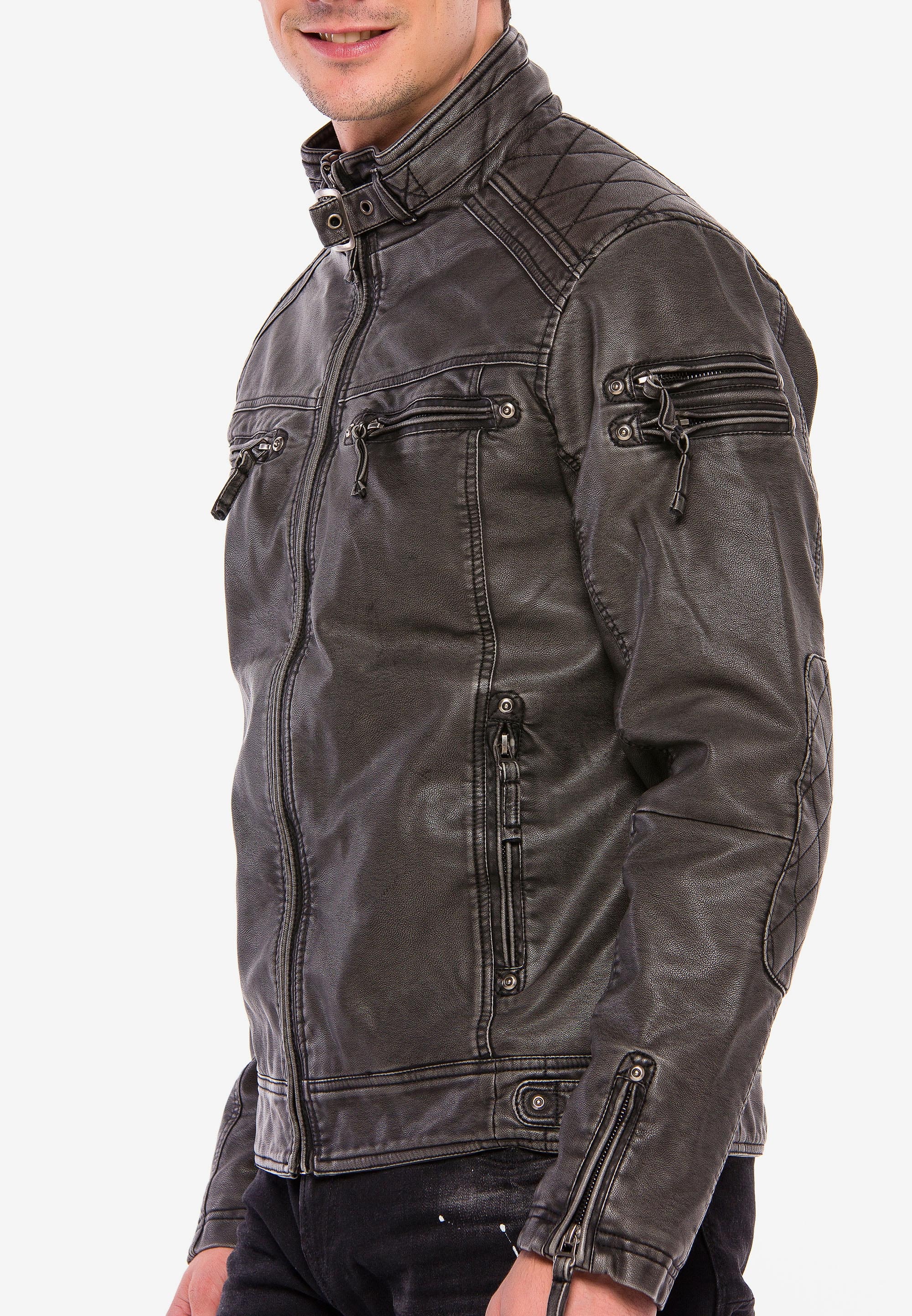 Cipo & Baxx Outdoorjacke, mit 3D Motiv Druck schwarz Rabatt: 13 %