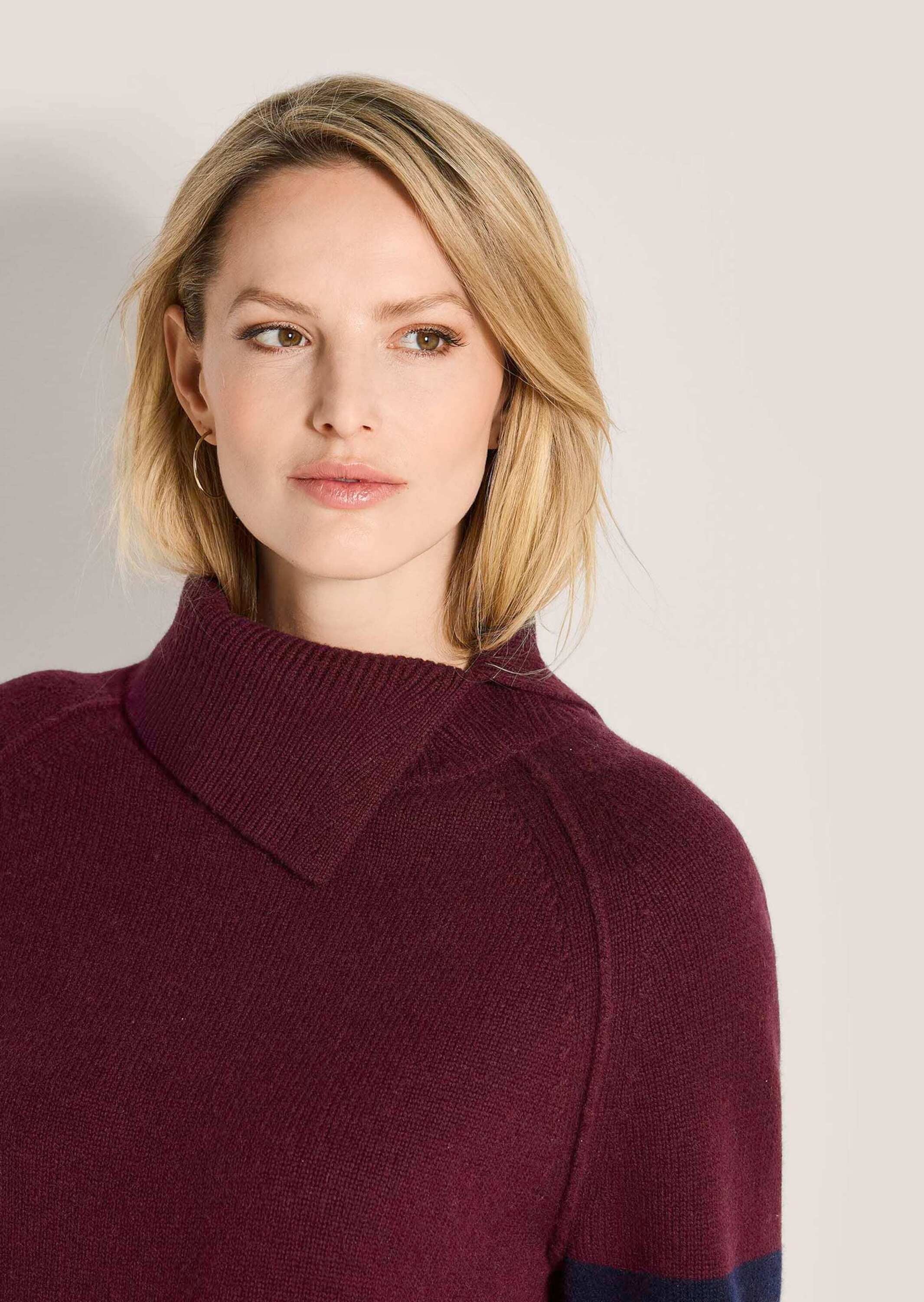 MADELEINE Longpullover »Pullover Asymmetrischer Rollkragenpullover«