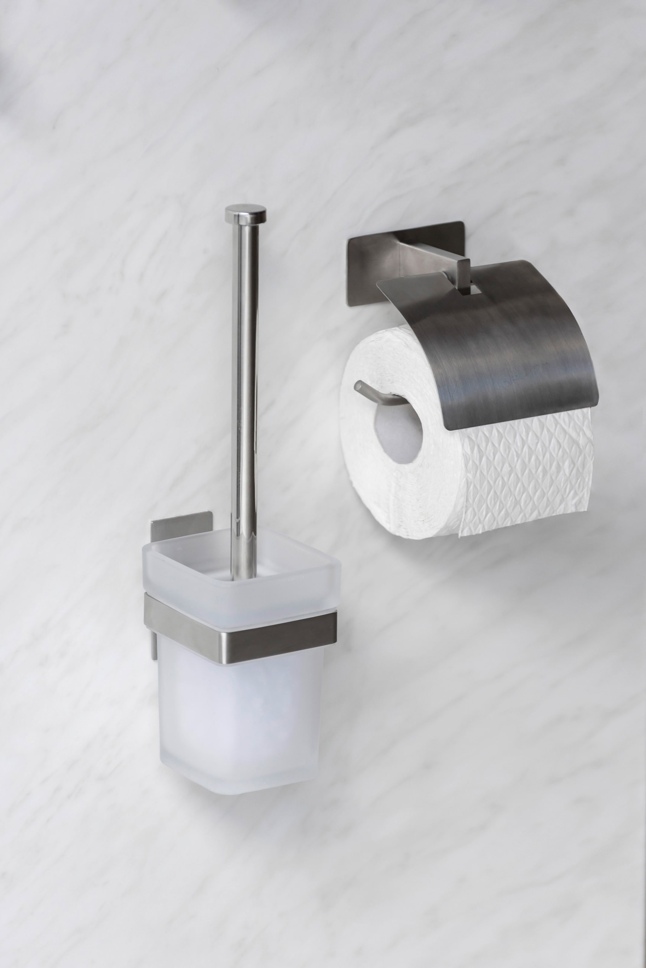 WENKO WC-Garnitur »Turbo-Loc® Genova«, aus Edelstahl-Glas, matt, mit  abnehmbaren Behälter, mit Turbo-Loc Befestigung bestellen | BAUR