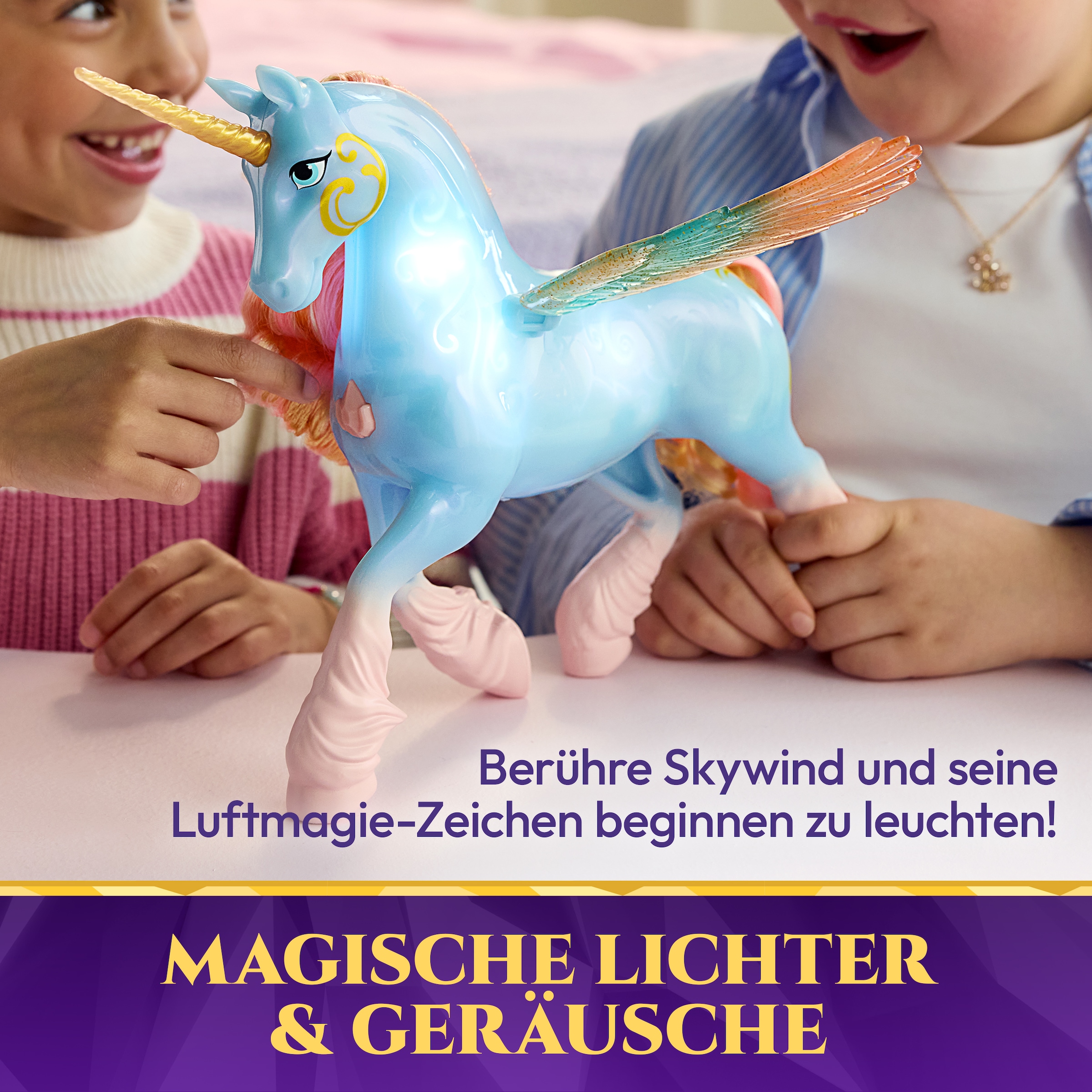 Spin Master Anziehpuppe »Unicorn Academy - Glow Magic Skywind, interaktives Einhorn« mit Licht und Sound