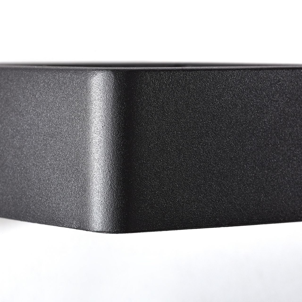 Brilliant Außen-Wandleuchte »Golda«, 1 flammig, 5 x 12 x 15 cm, up/down Light, 660 lm, warmweiß, Metall/Glas, schwarz