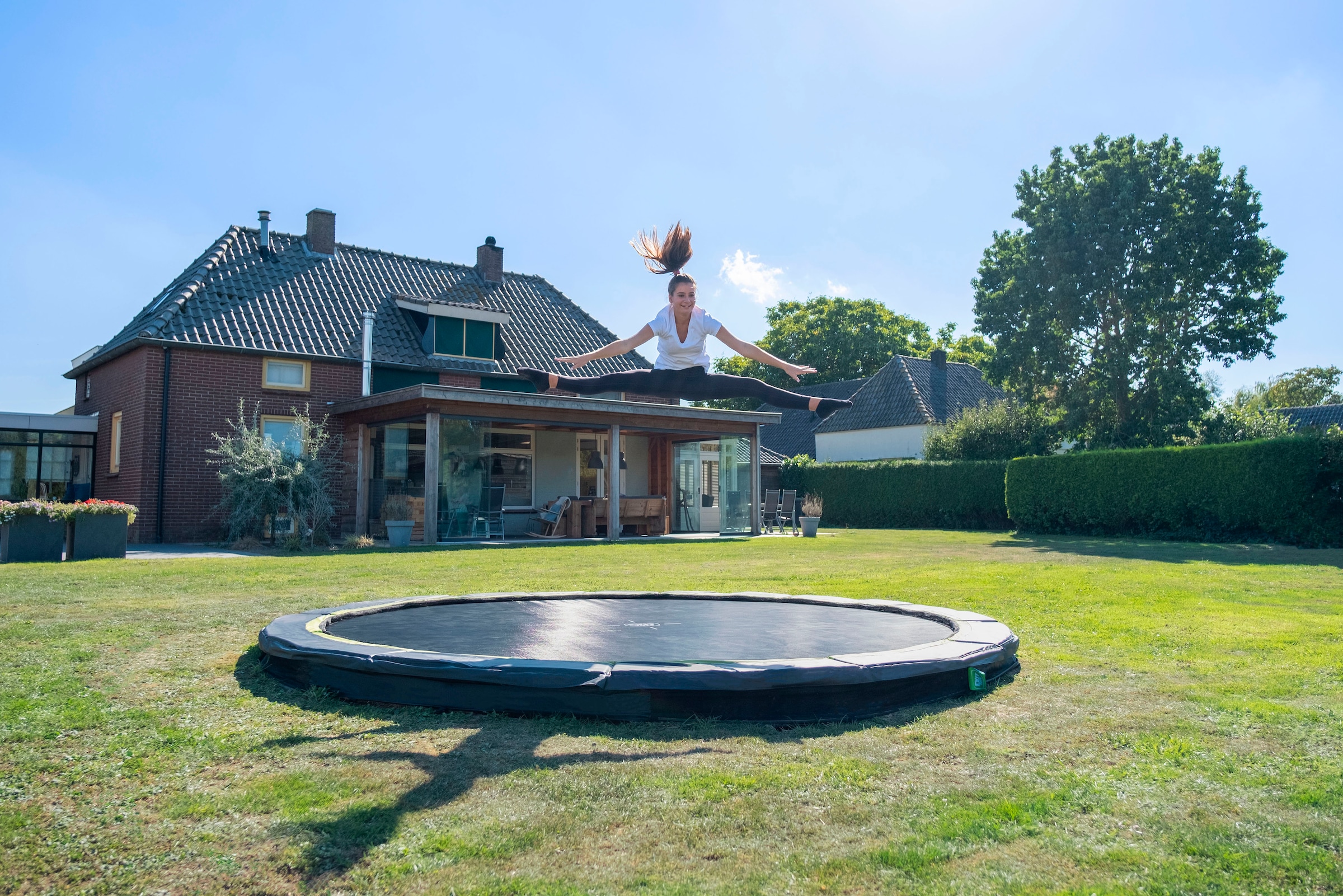 EXIT Bodentrampolin »Silhouette«