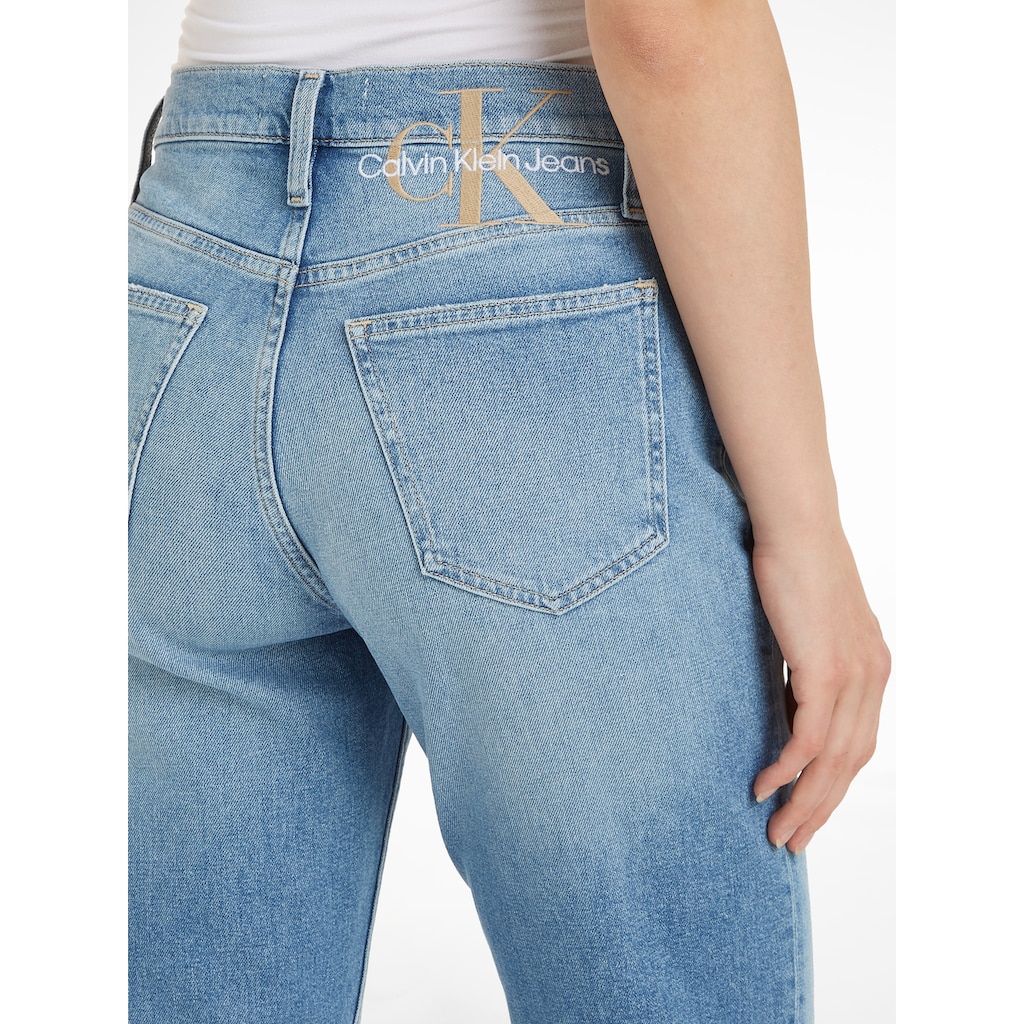 Calvin Klein Jeans Mom-Jeans »MOM JEAN«, mit Markenlabel