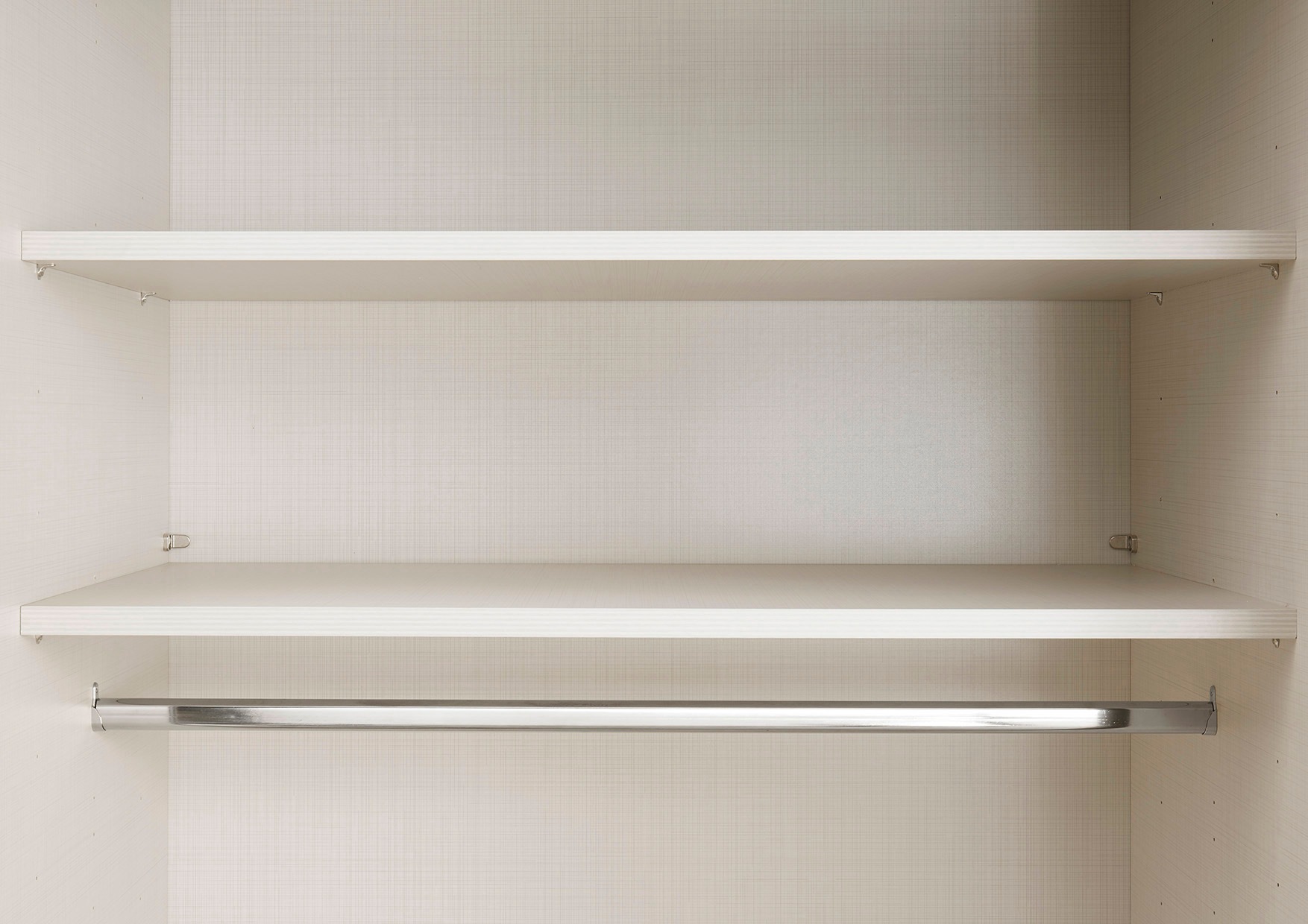 STAUD Schwebetürenschrank »Sonett 220, Made in Germany«, mit vier verschiedenen Ausstattungsvarianten