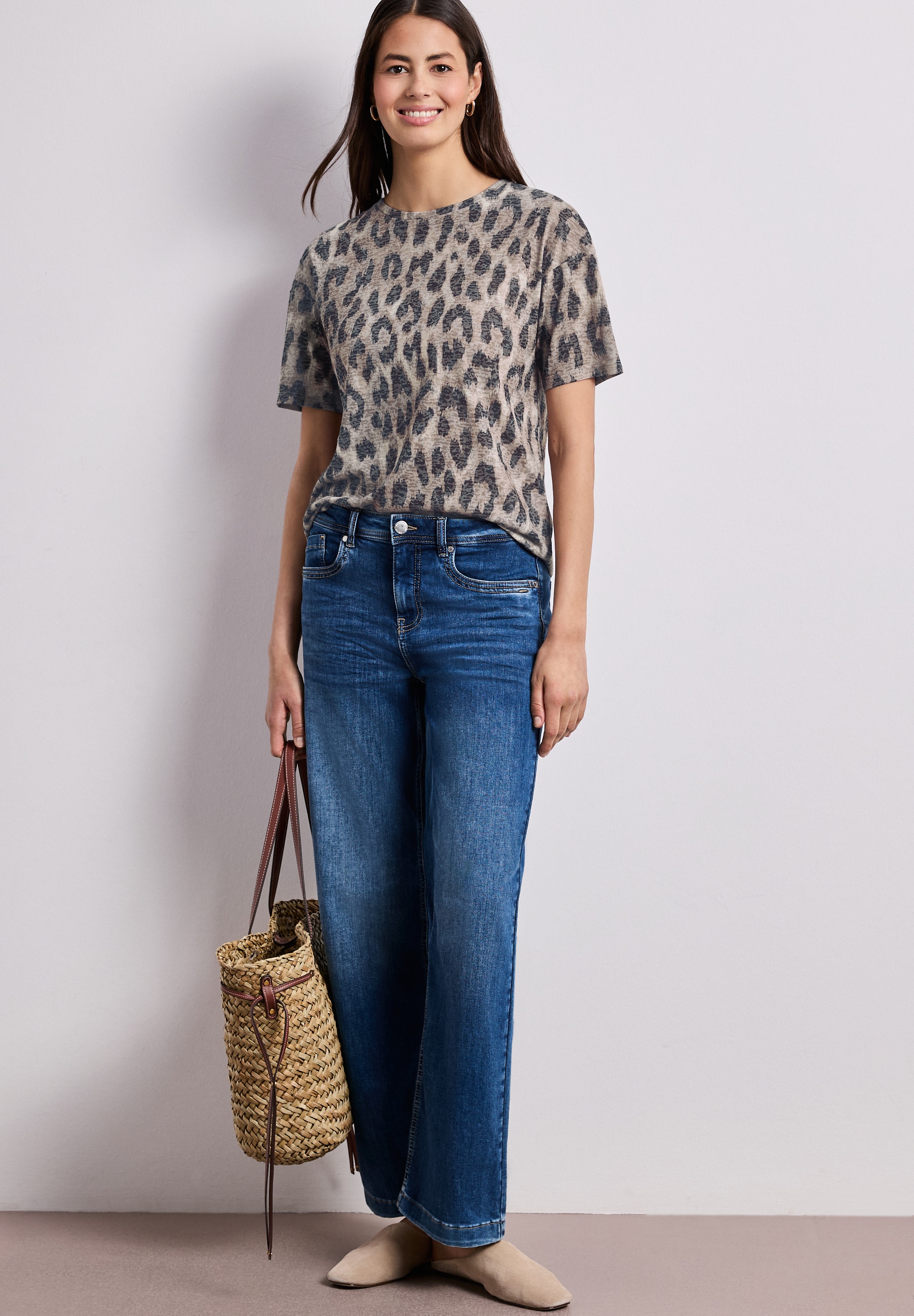 STREET ONE Kurzarmshirt Sommershirt im Ausbrenner-und Leo-Look