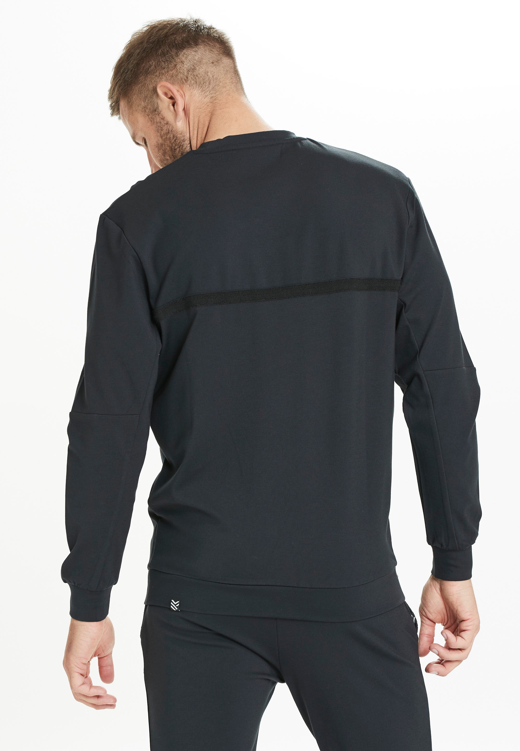 Virtus Sweatshirt »Leislon M Crew Neck«, mit praktischer Ärmeltasche