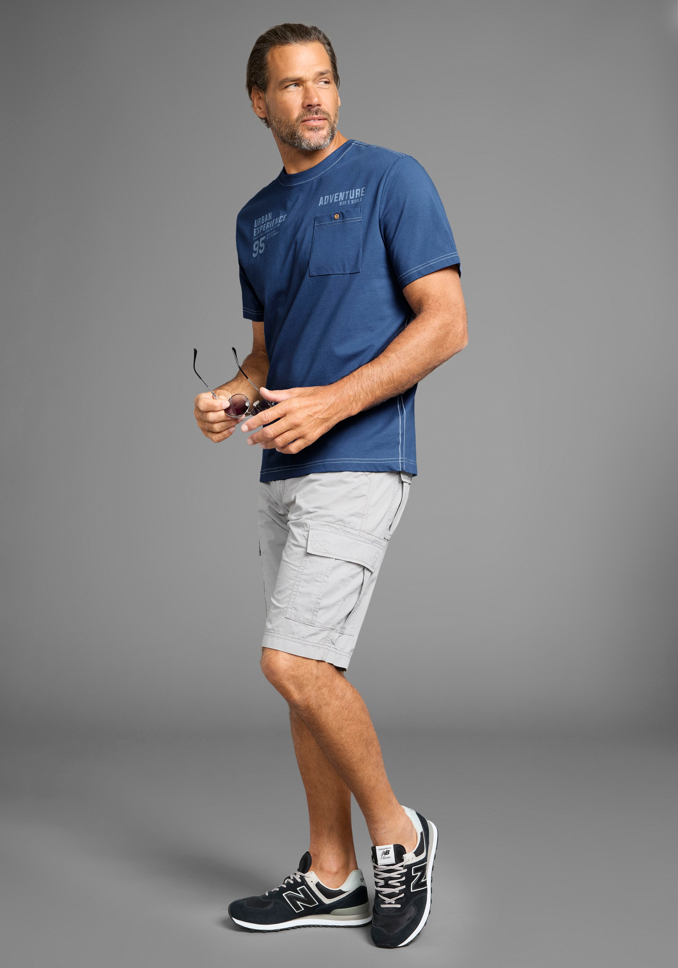 Man's World T-Shirt, mit Kontrastnähten und funktionaler Brusttasche