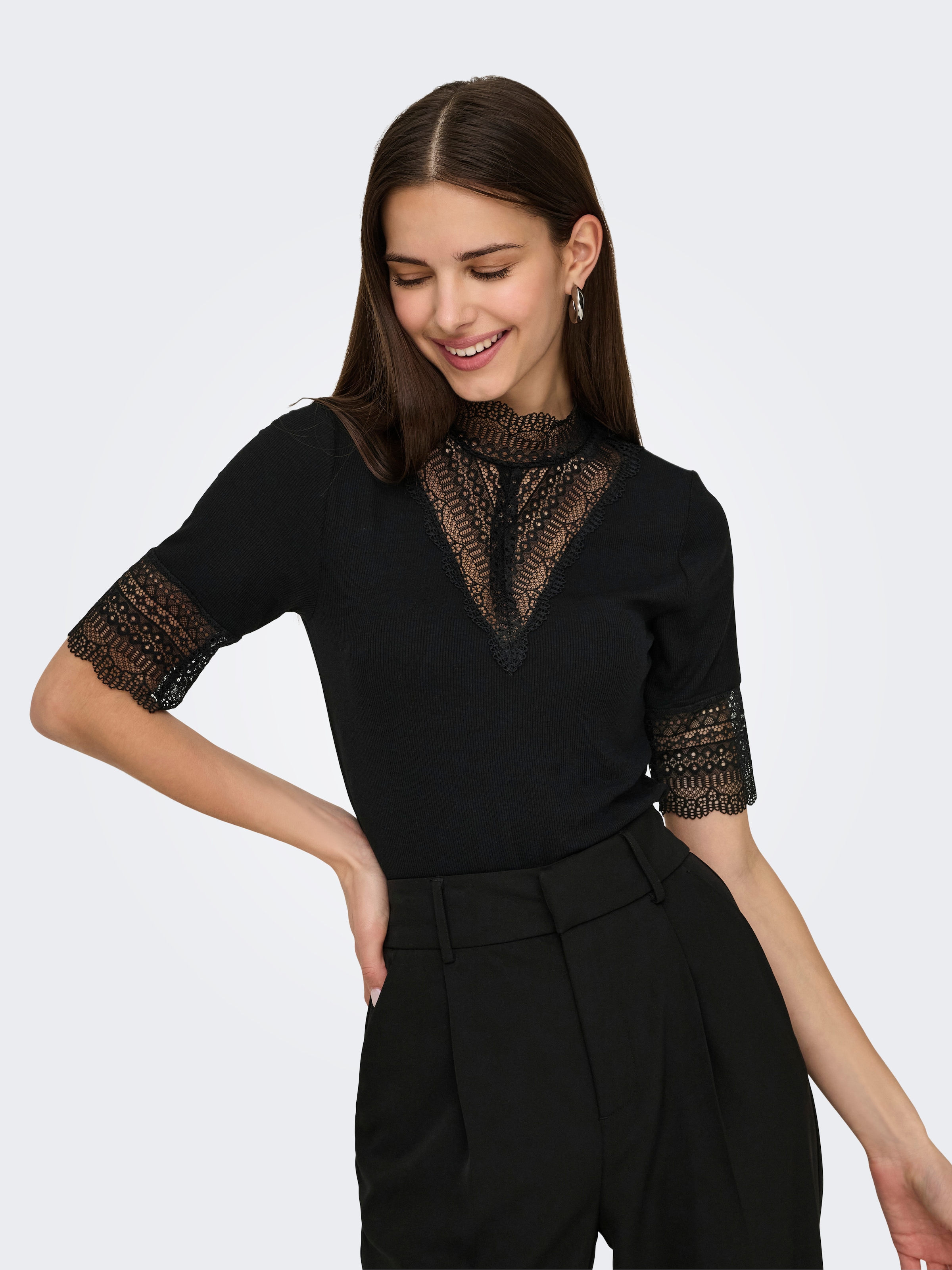 ONLY Spitzenshirt »ONLTILDE HIGHNECK S/S TOP JRS NOOS«