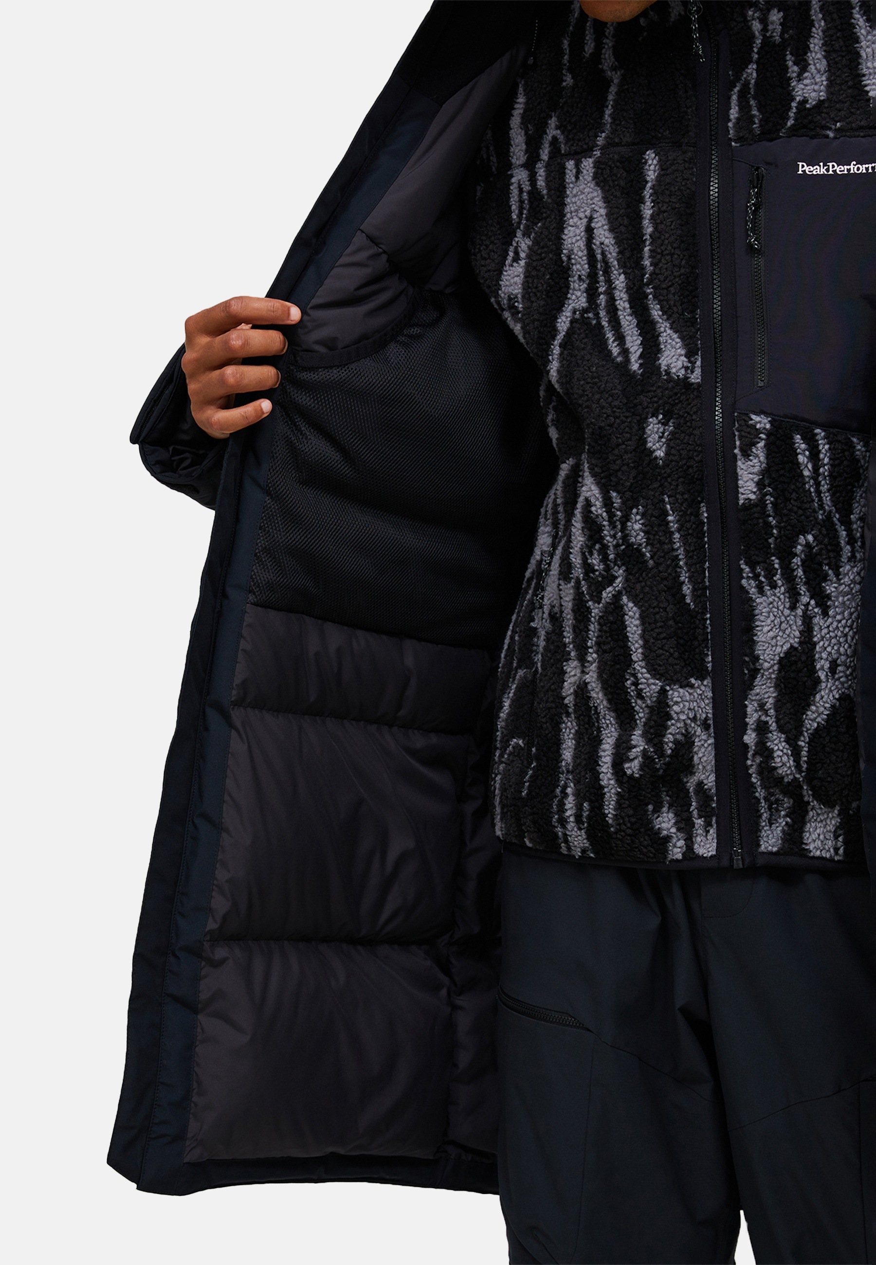 Peak Performance Daunenmantel »M Treeline Hipe® 2l Down Shell Parka« wasserabweisend