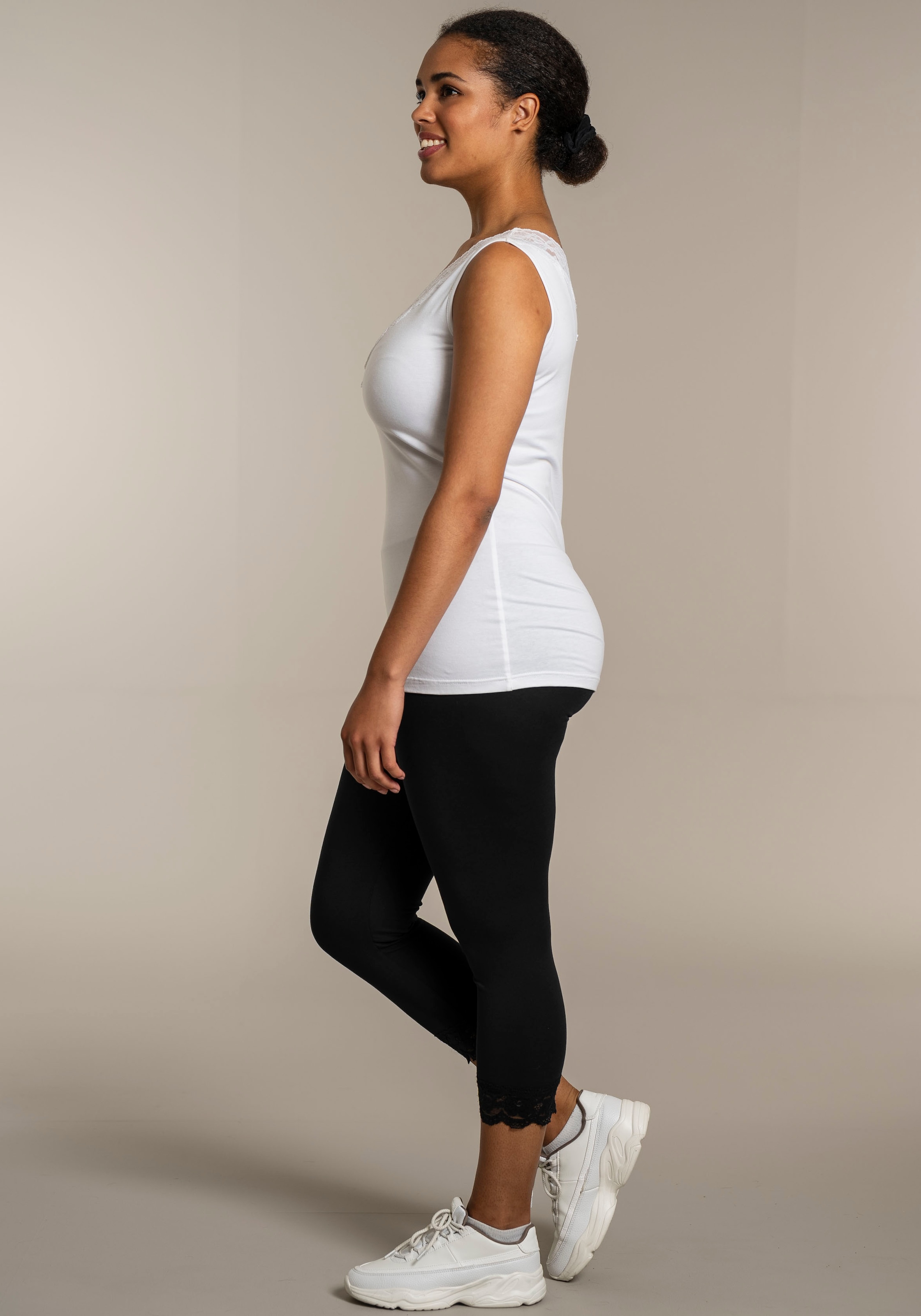 SANDGAARD 3/4-Leggings, mit Spitzeneinsatz am Saum