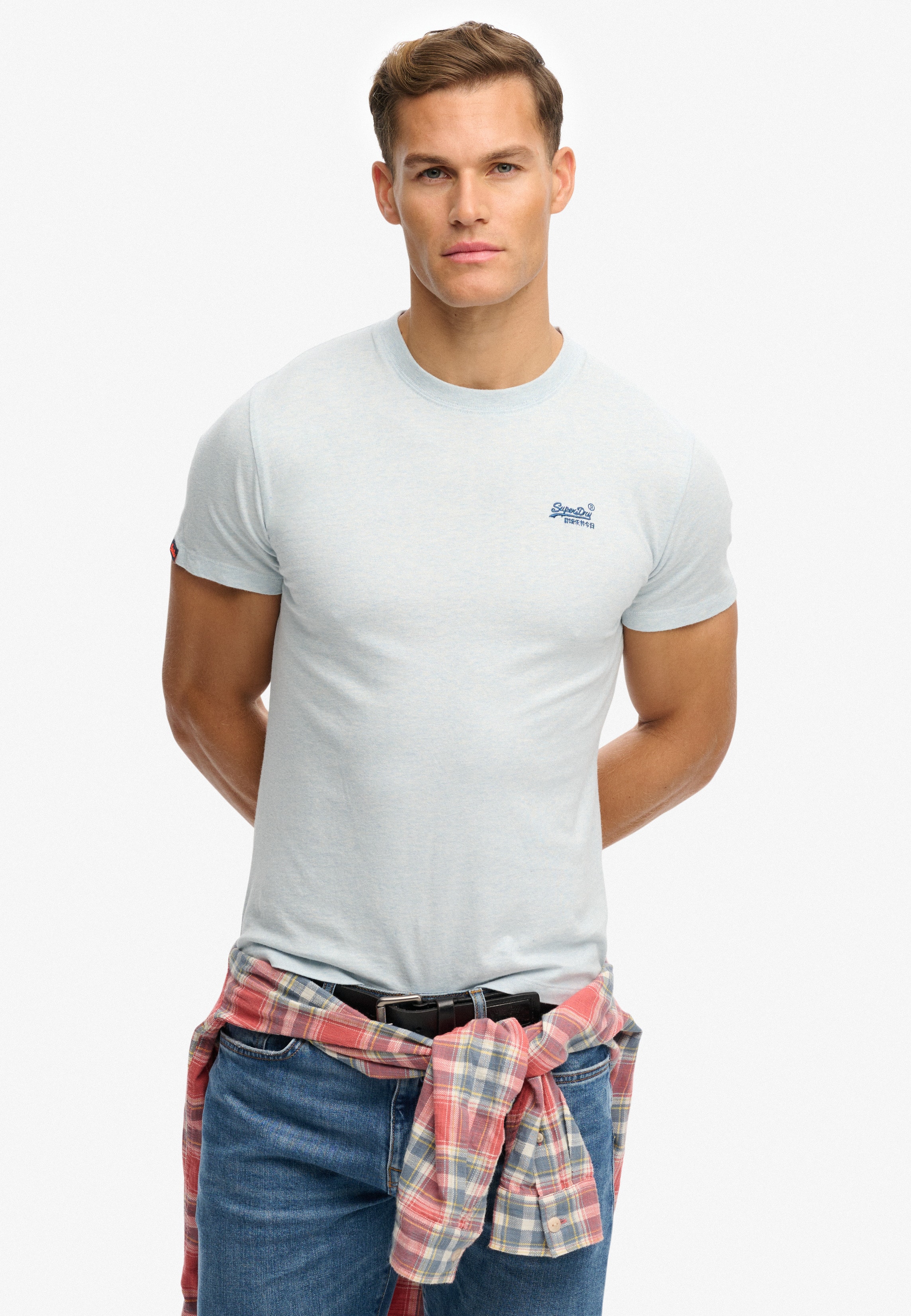 Superdry "ESSENTIAL LOGO EMB TEE" aus Baumwolle und Single Jersey, Slim Fit, Kurzarm, hüftlang
