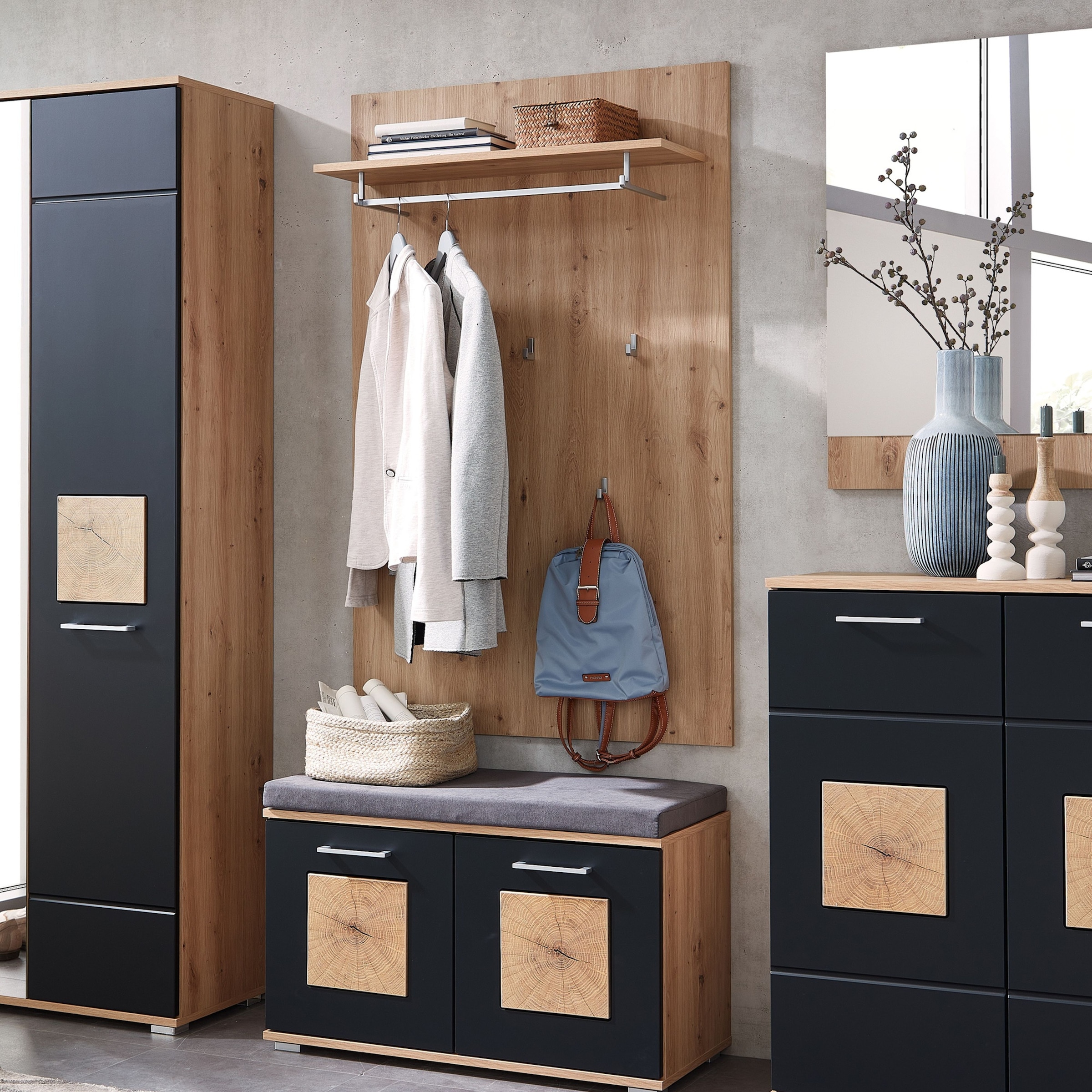 Innostyle Garderobenpaneel »Fun Garderobenpaneel, 84x135x27cm (B/H/T)«, (1 St.), 1 Boden mit Kleiderstange, 5 Haken