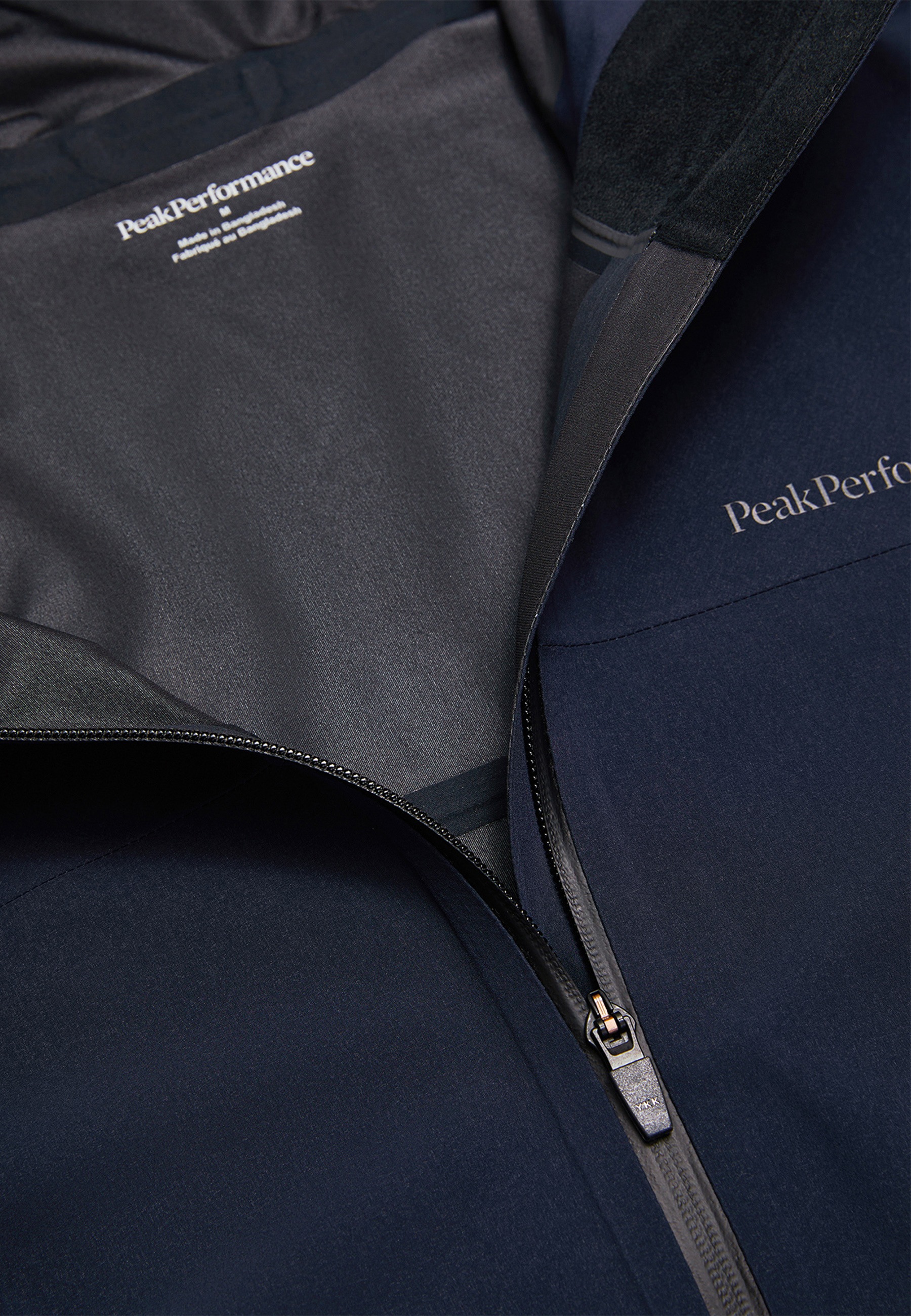 Peak Performance Regenjacke »M Commuter Hipe 3l Shell Jacket« wasserdicht