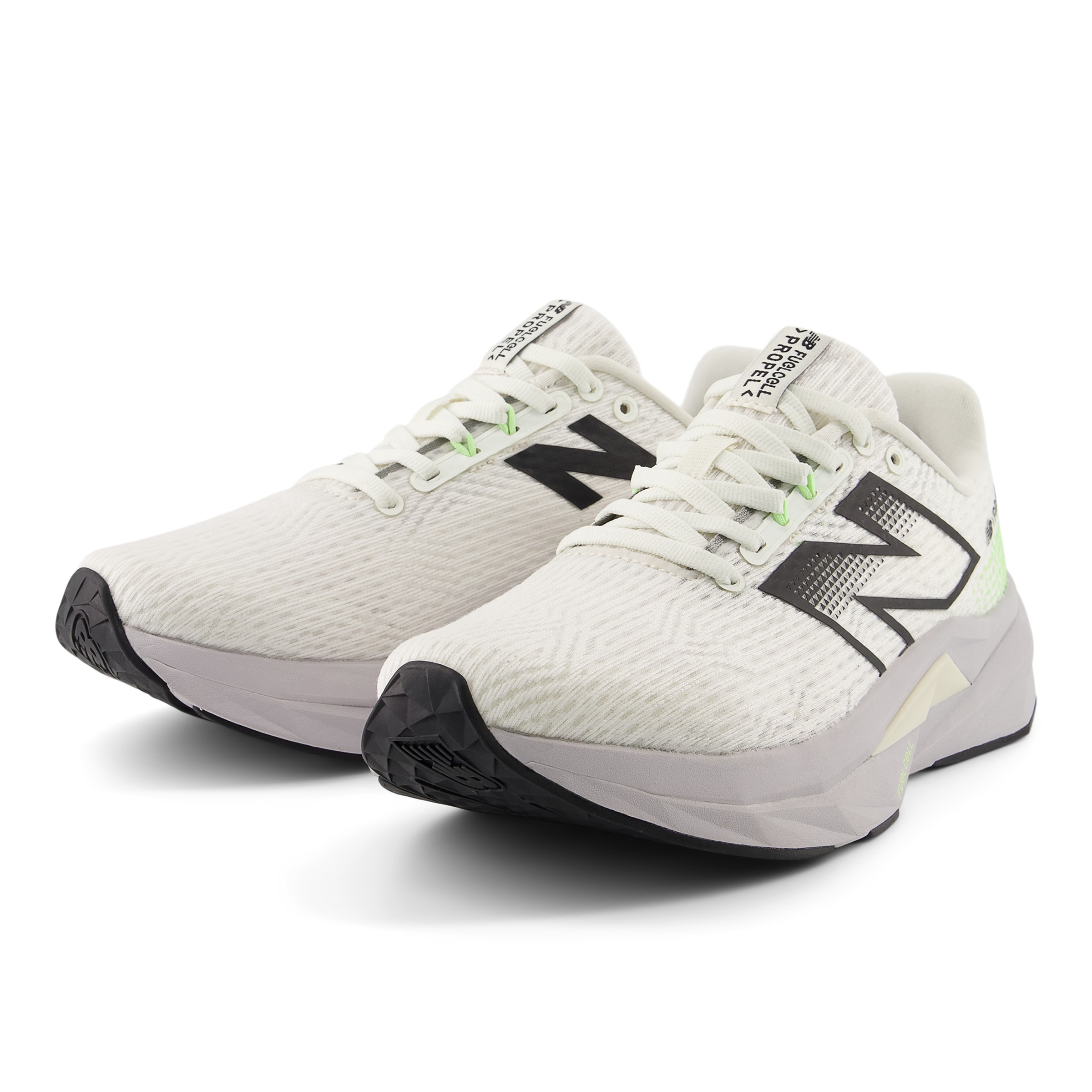 New Balance "FUELCELL PROPEL V5"