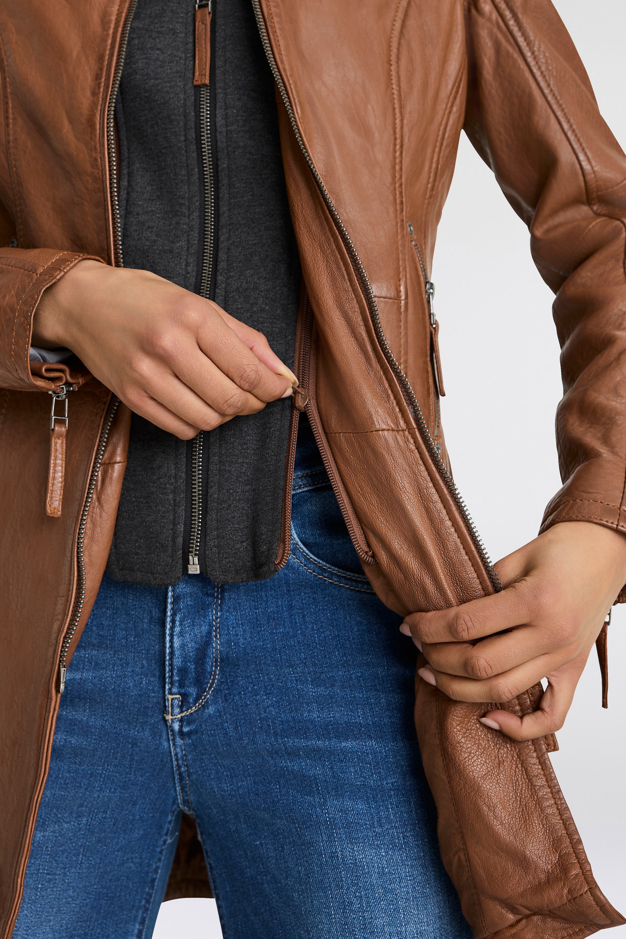 Mauritius Ledermantel »Bente«, 2-in-1-Lederjacke mit abnehmbarem Kapuzen-Inlay aus Jerseyqualität