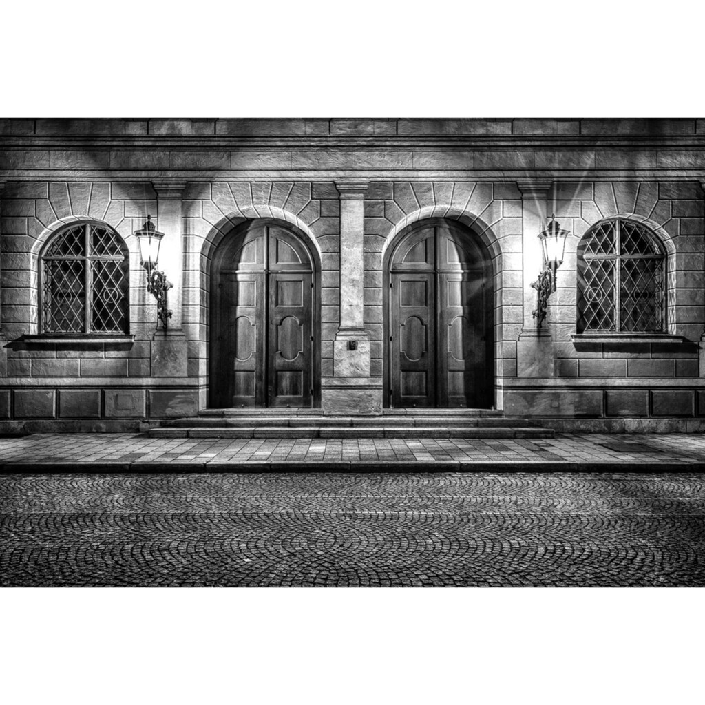 Papermoon Fototapete »Alte Türen Schwarz & Weiß«
