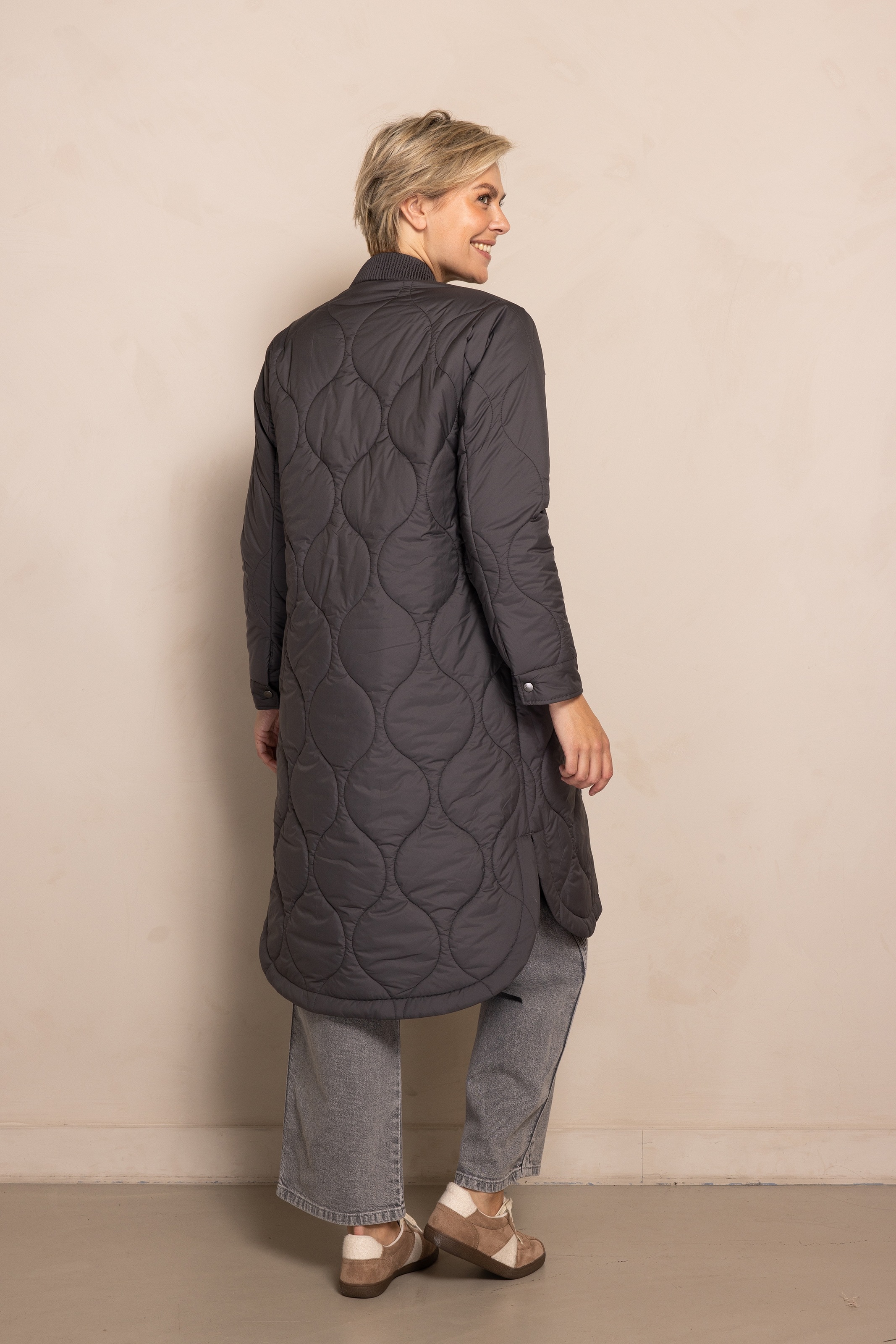 Zhrill Langjacke "ZHTARA", ohne Kapuze, mit leichter Steppung und Knopfleis günstig online kaufen