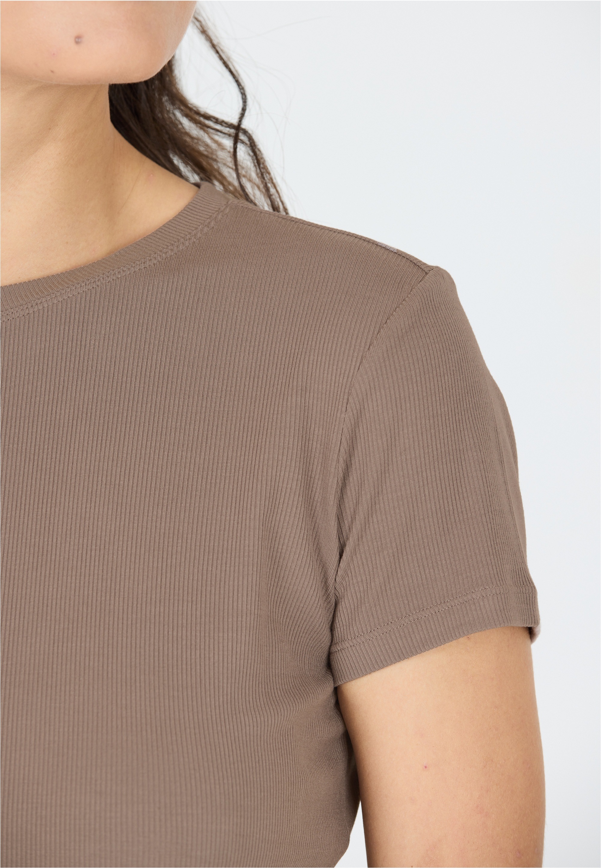 ATHLECIA Funktionsshirt »Tinashe«, im simplen und schnelltrocknenden Design
