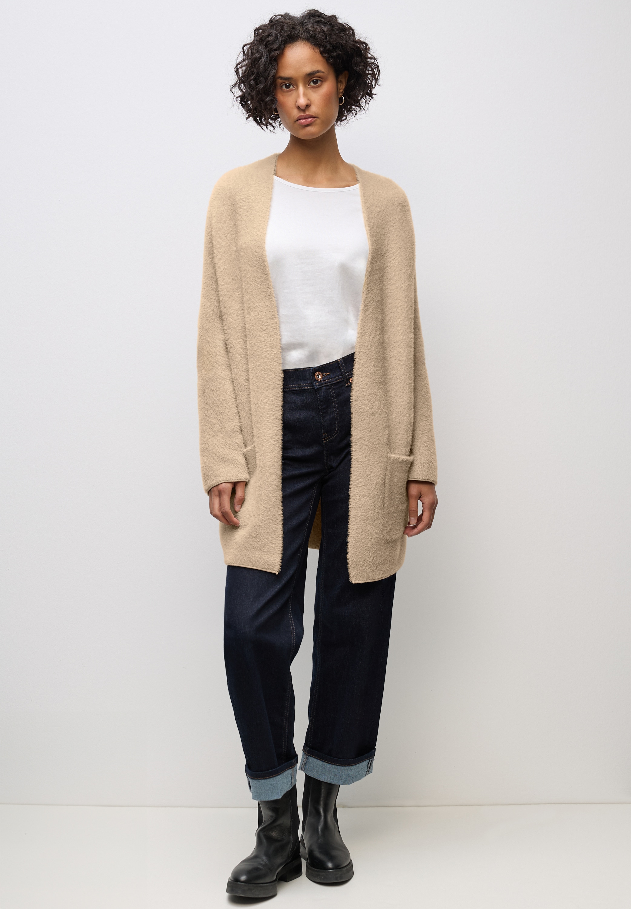 STREET ONE Strickjacke, mit aufgenähten Taschen