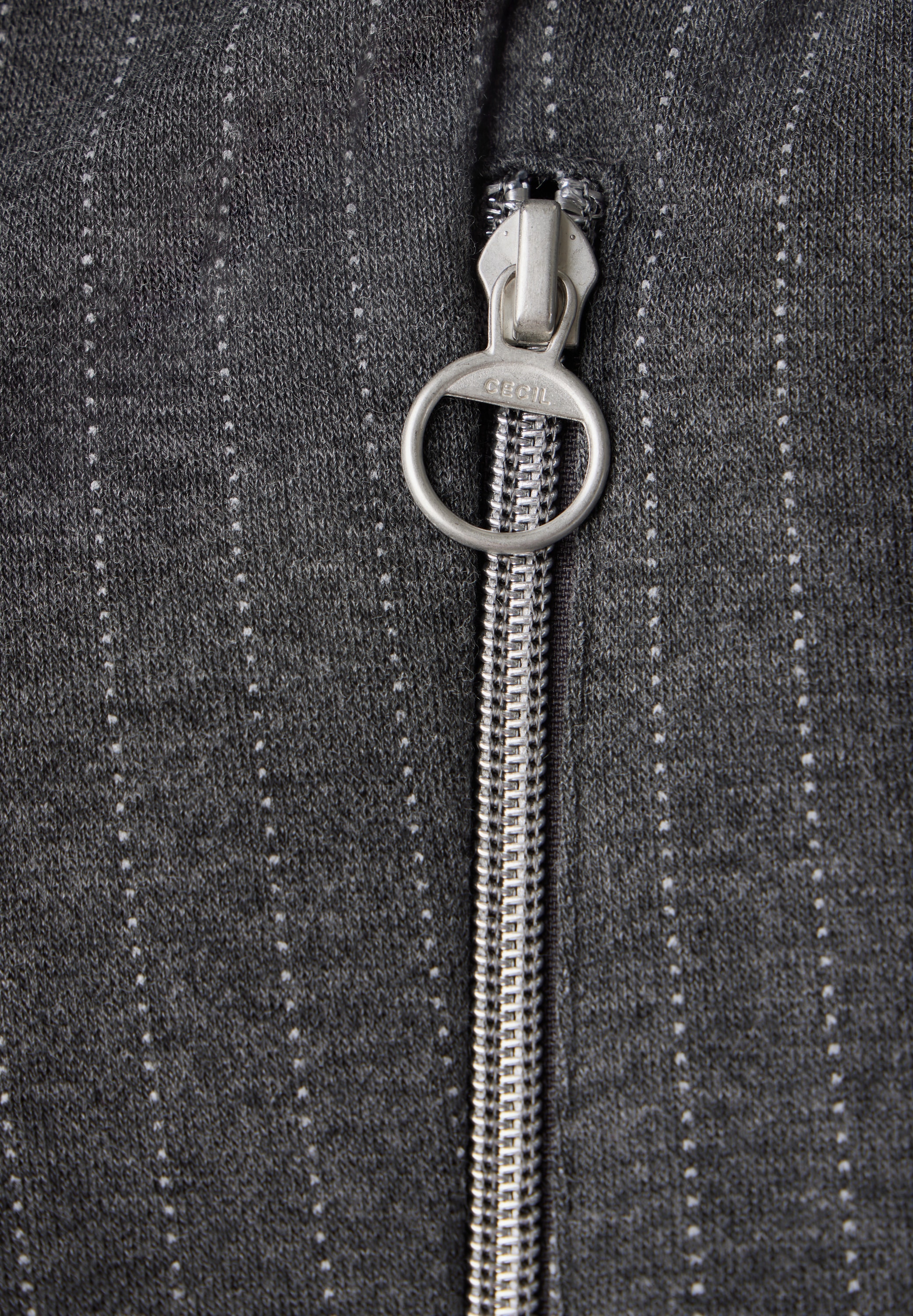 Cecil Stoffhose, Middle Waist