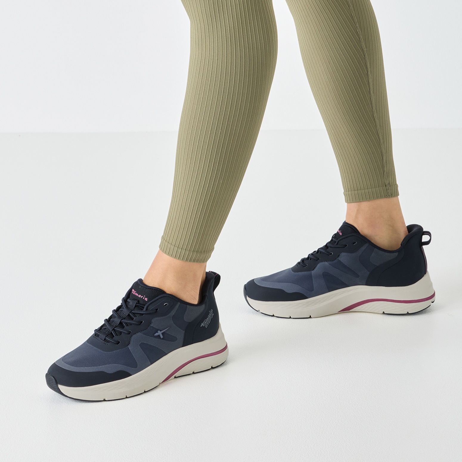 Tamaris Keilsneaker, Keilabsatz, Freizeitschuh, Schlupfschuh aus der STEP IN-Linie