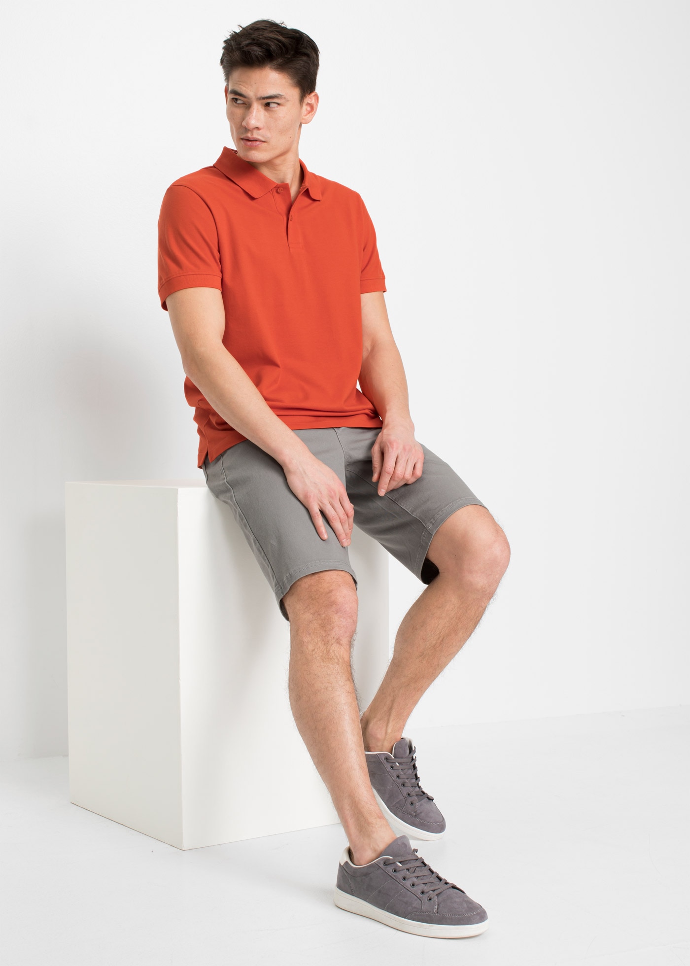bonprix Bermudas  aus Baumwolle mit Elasthan, mit Stretchanteil, erhöhter Bund