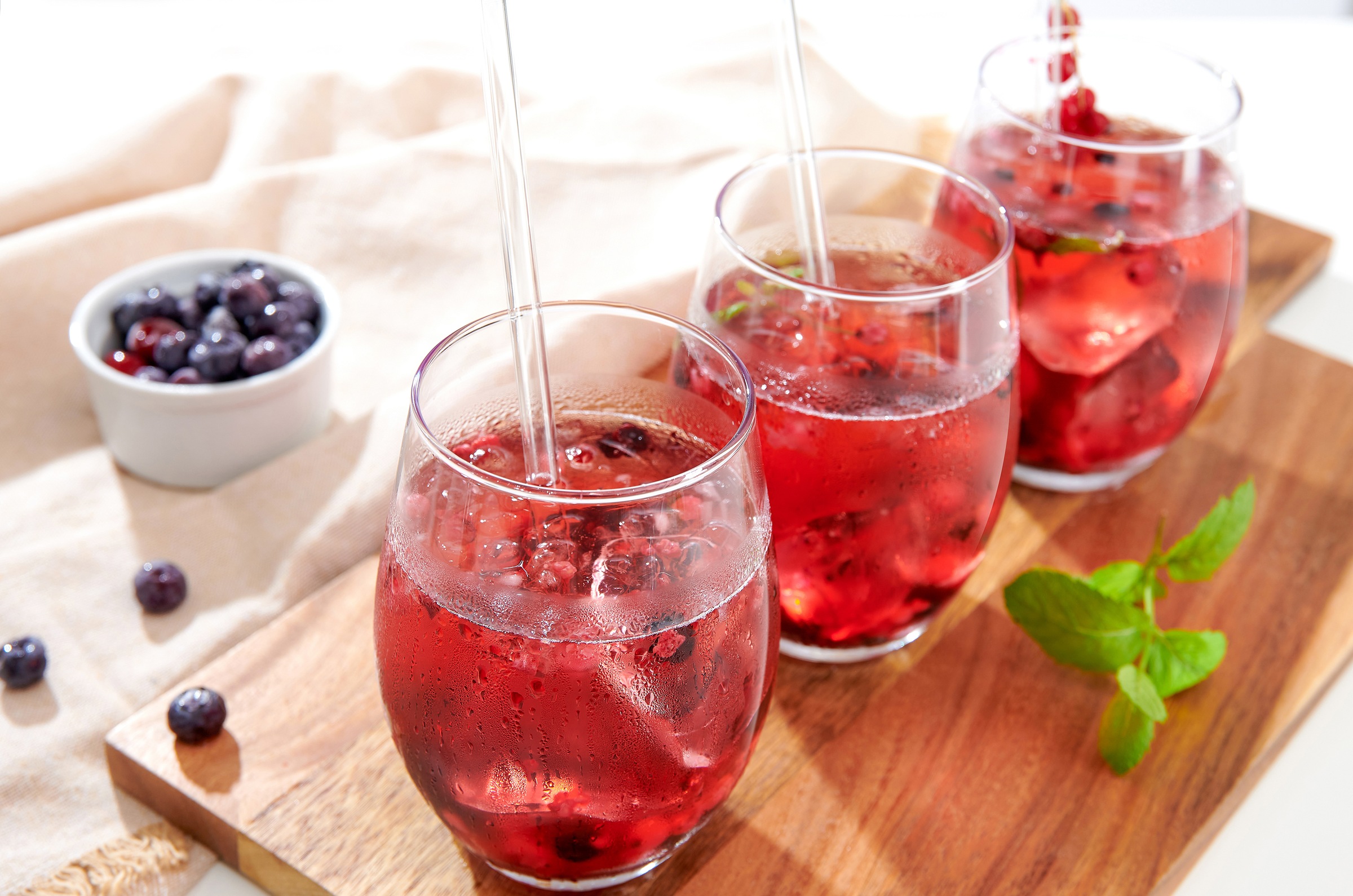 Thumbnail - Ritzenhoff & Breker Longdrinkglas "Gin" 8-teilig, inkl. Glas-Trinkhalme, 590 ml