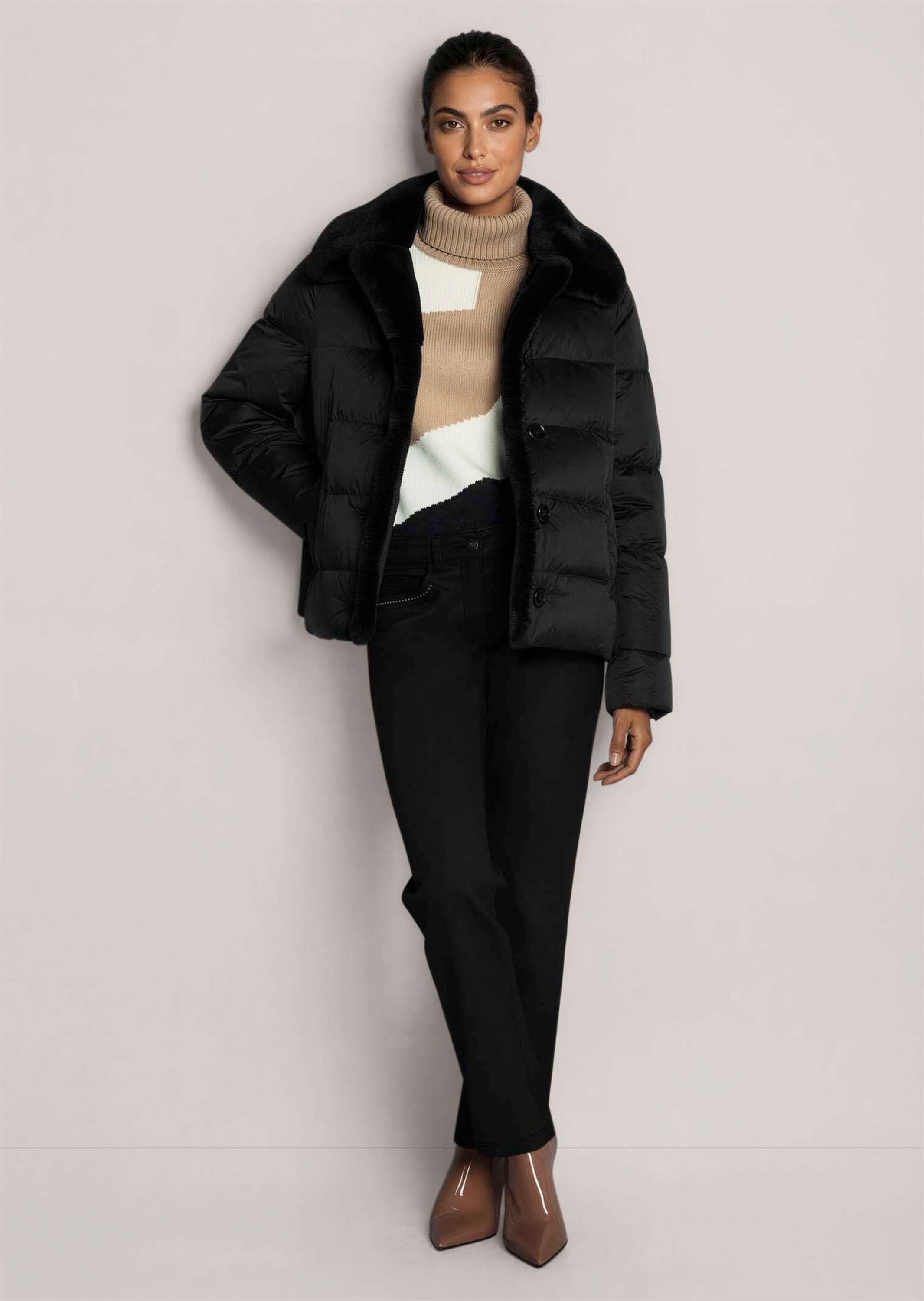 MADELEINE Kurzjacke »Jacke Steppjacke mit Teddyfellkragen«