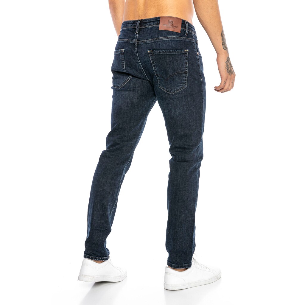 RedBridge Slim-fit-Jeans »Tempe«, im coolen Slim Fit-Schnitt