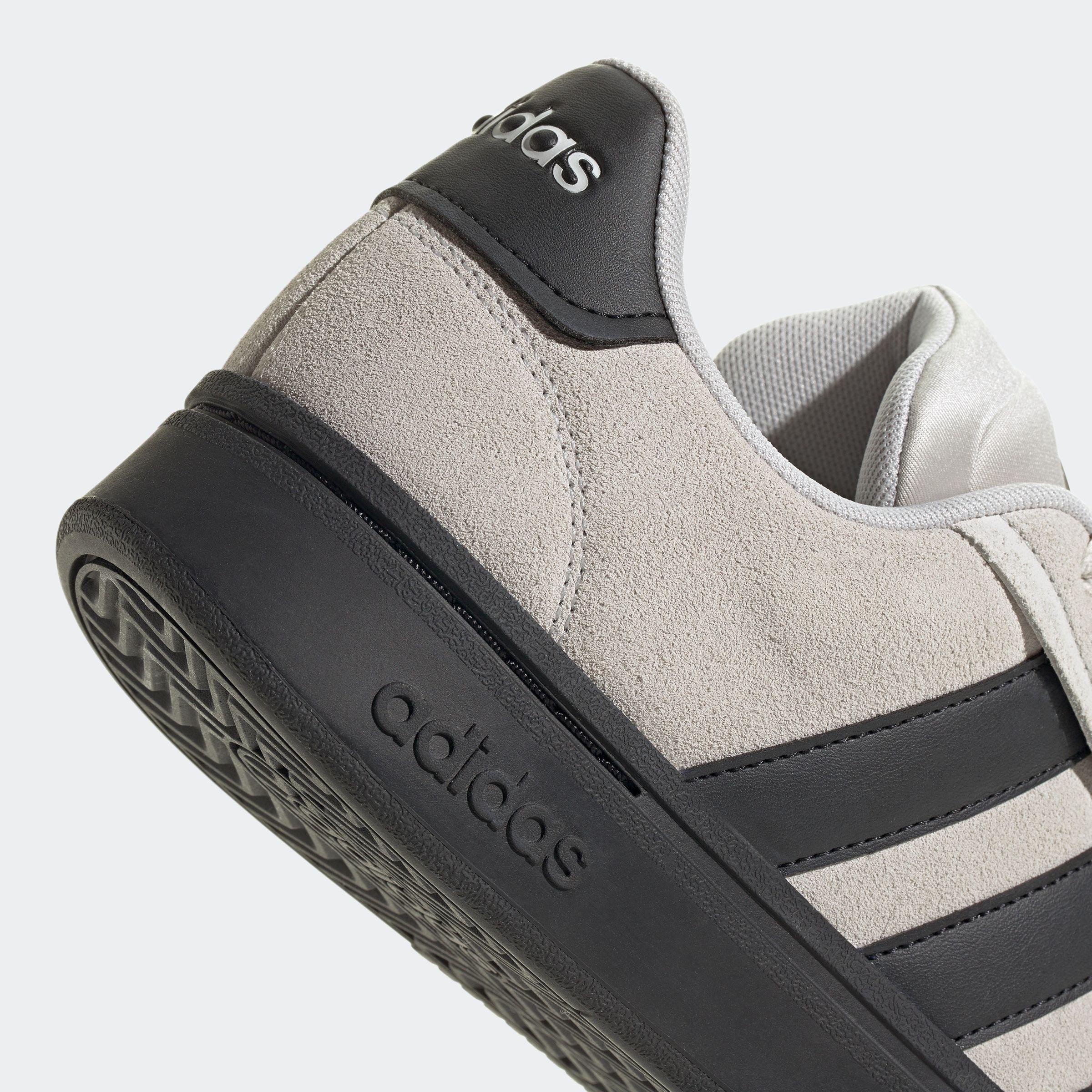 adidas Sportswear Sneaker »GRAND COURT ALPHA«, Design inspiriert vom adidas Campus 00