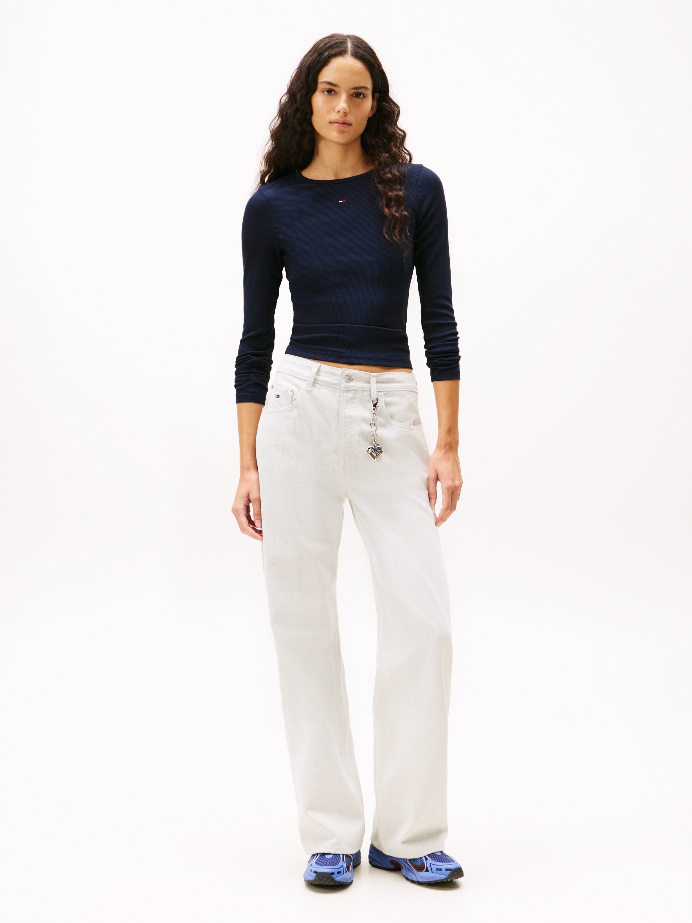 Tommy Jeans Langarmshirt »TJW 2PACK SLIM ESSENTIAL RIB LS«, (Packung, 2 tlg., 2er-Pack), in Rippoptik, mit Logostickerei