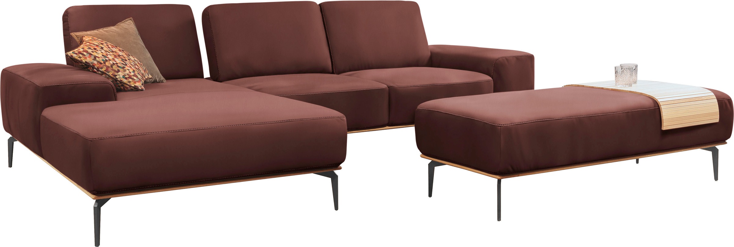 W.SCHILLIG Ecksofa »run, Designsofa mit tollem Sitzkomfort, bequem, L-Form«, mit Holzsockel, Füße in Schwarz pulverbeschichtet, Breite 299 cm