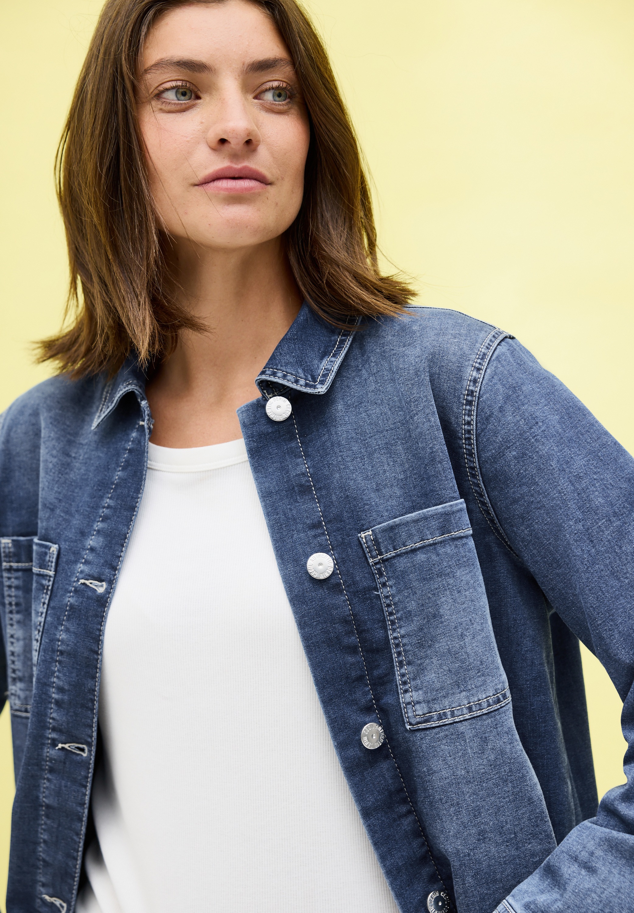 Thumbnail - Cecil Jeansjacke, ohne Kapuze, Denim-Overshirt mit Knopfleiste und Brusttaschen