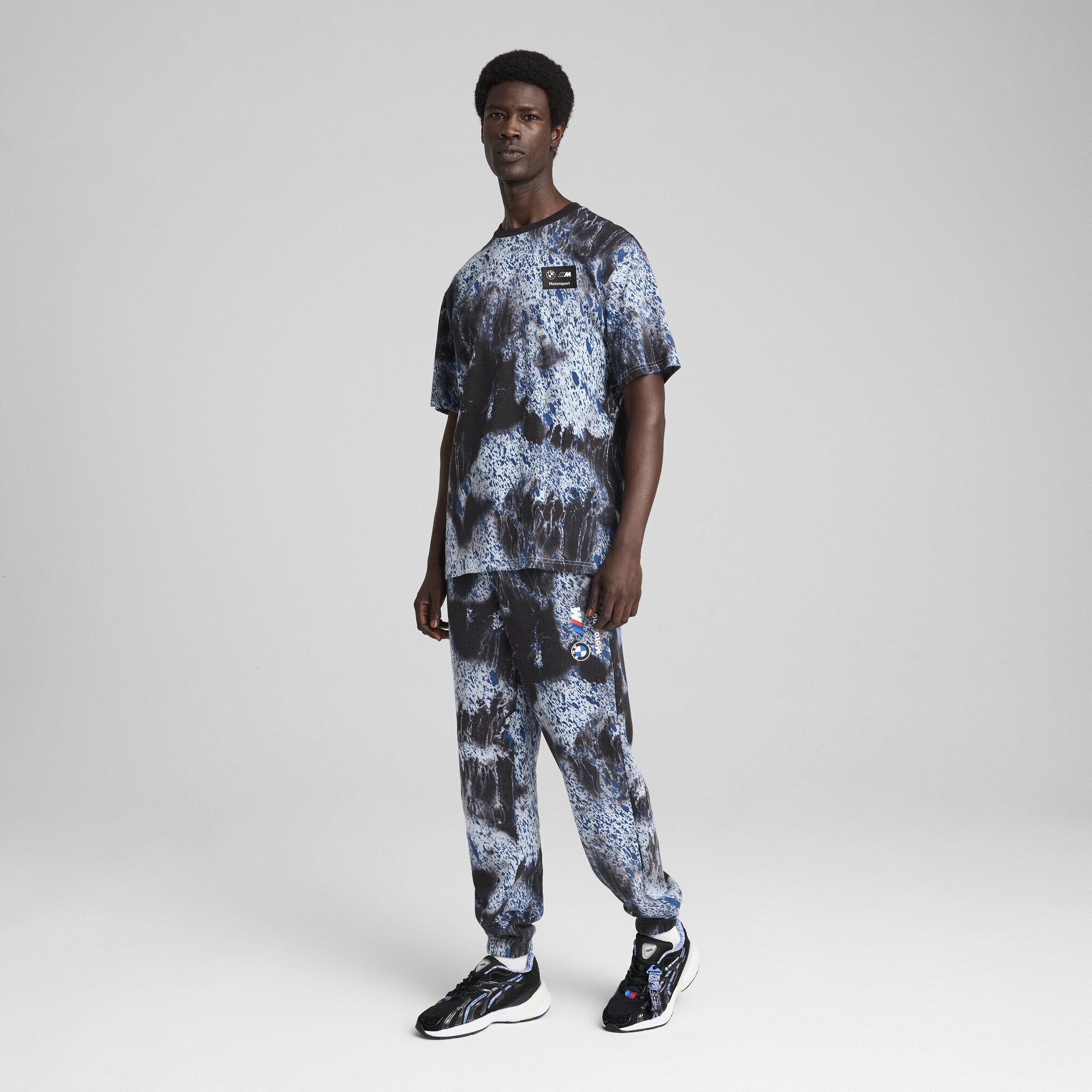 PUMA T-Shirt »BMW M Motorsport Colour Splash T-Shirt mit Allover-Print Herren«