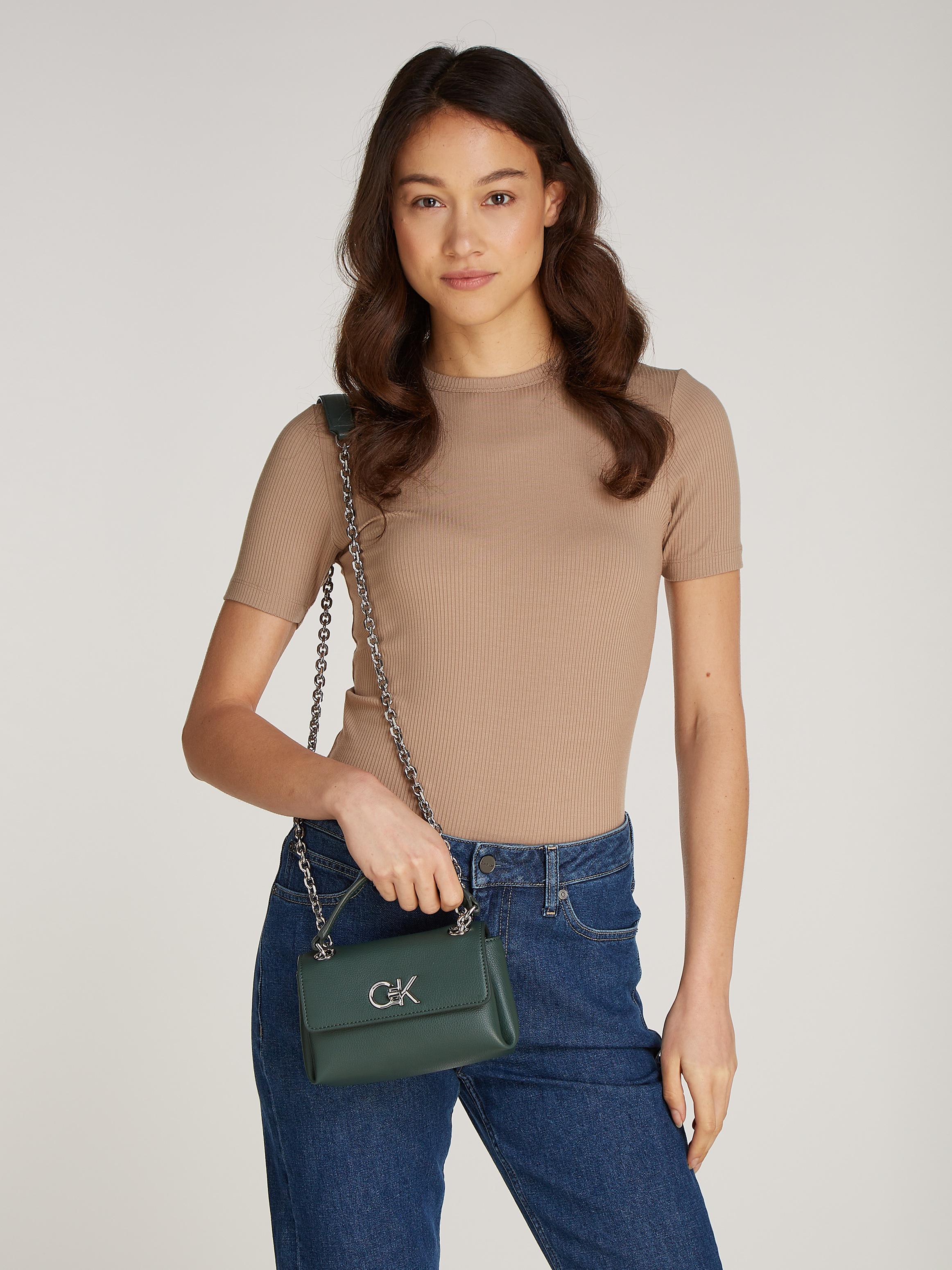 Calvin Klein Schultertasche "RE-LOCK SM CONV SHOULDER BAG PBL", Kettentasch günstig online kaufen