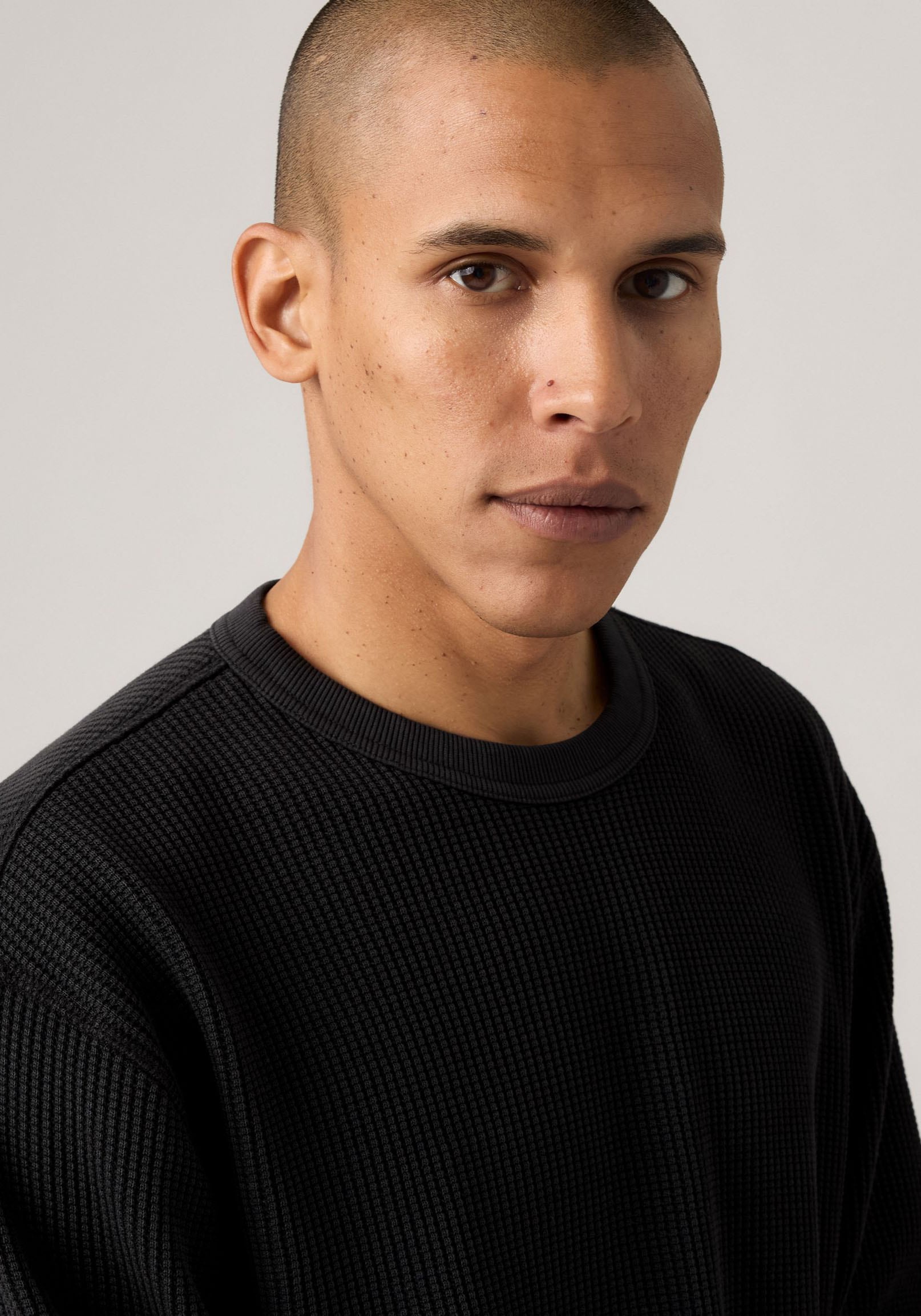 Levi's® Langarmshirt, mit Bündchen