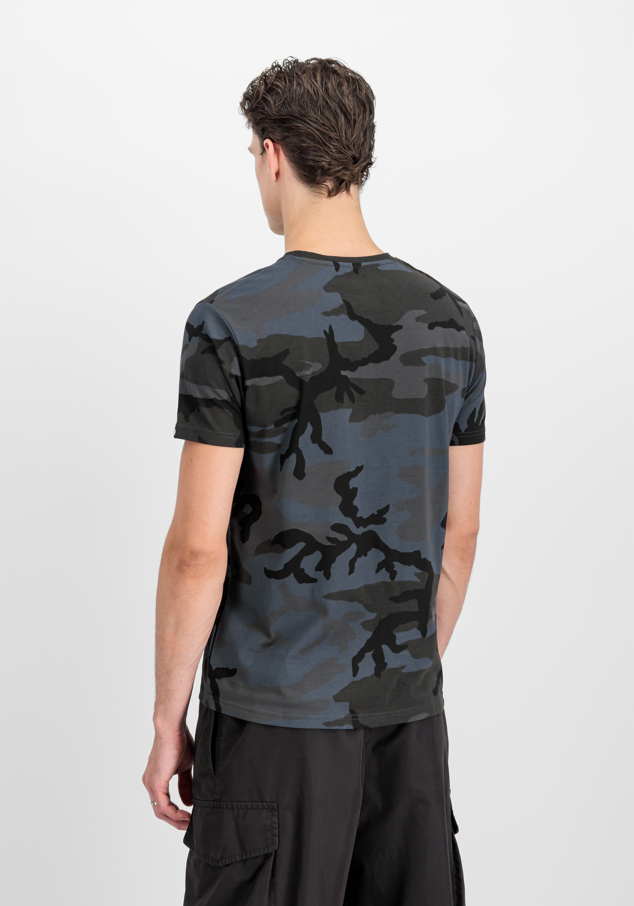 Alpha Industries T-Shirt »Alpha Industries Men - T-Shirts Basic T-Shirt BL Camo«
