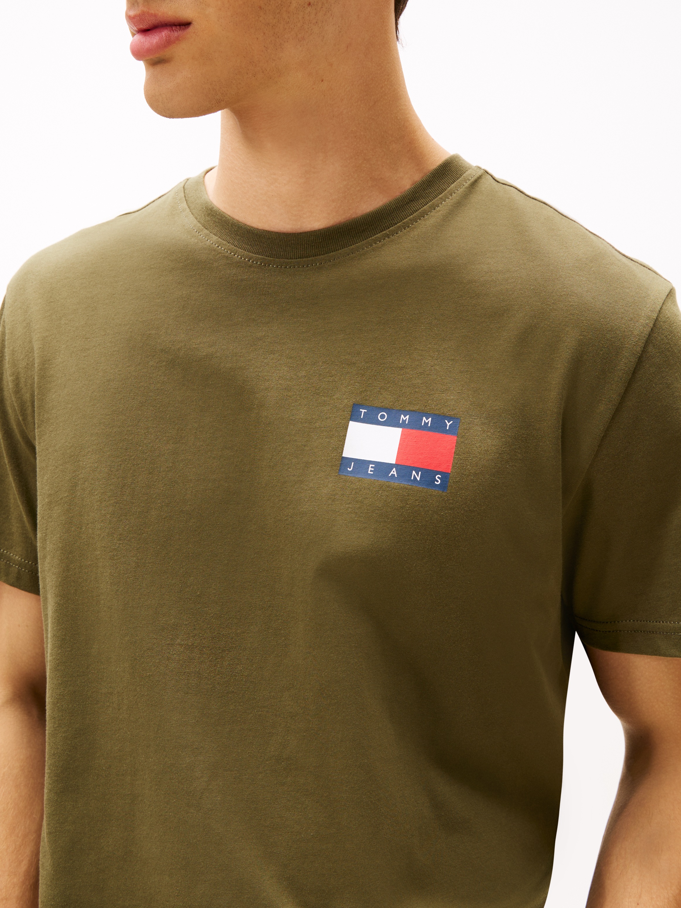 Tommy Jeans T-Shirt "TJM SLIM ESSENTIAL FLAG TEE EXT" günstig online kaufen
