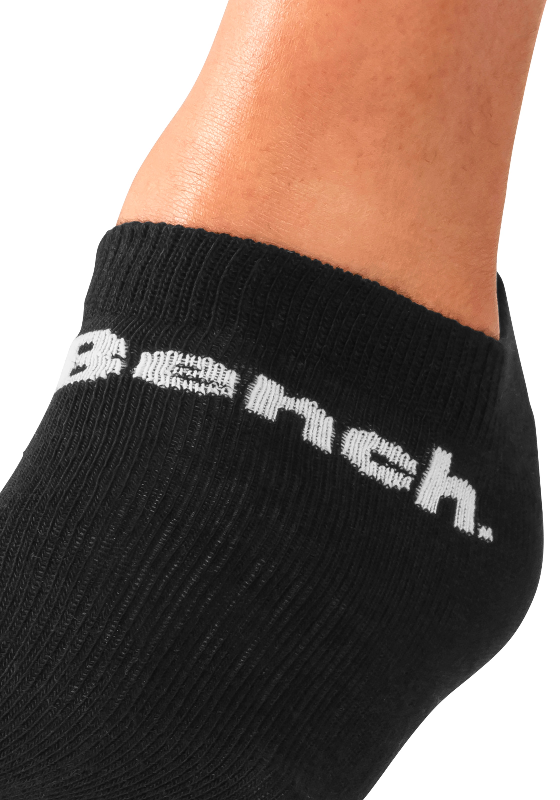 Bench. Sportsocken, (Packung, 6 Paar), Sneakersocken mit klassischem Logoschriftzug