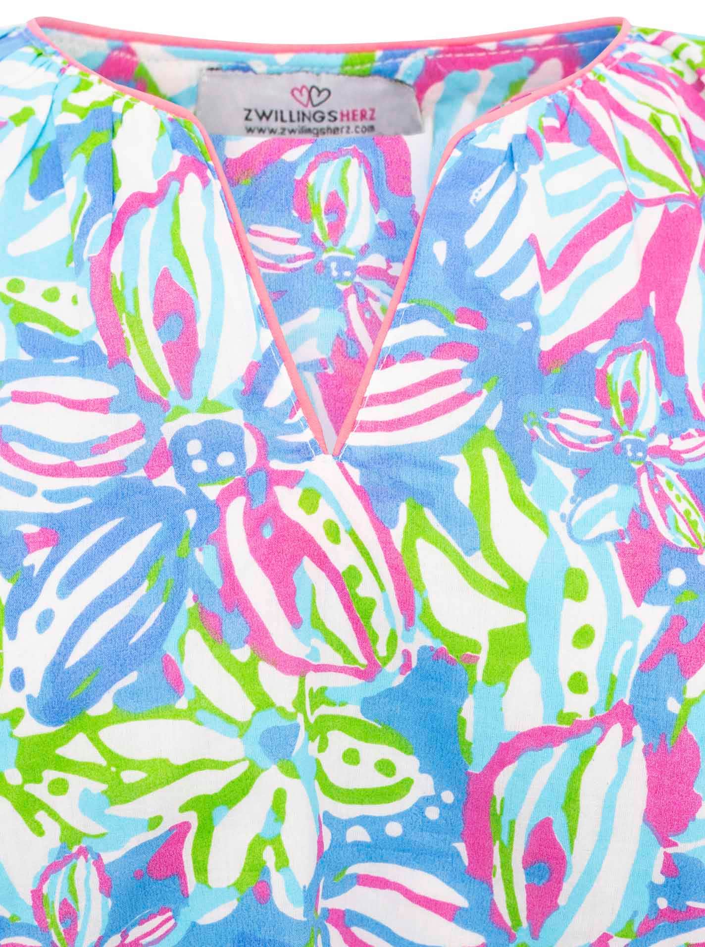 Zwillingsherz Schlupfbluse »"Blumentraum"«, mit Blumenmotiv und farbiger Kante am Halsausschnitt