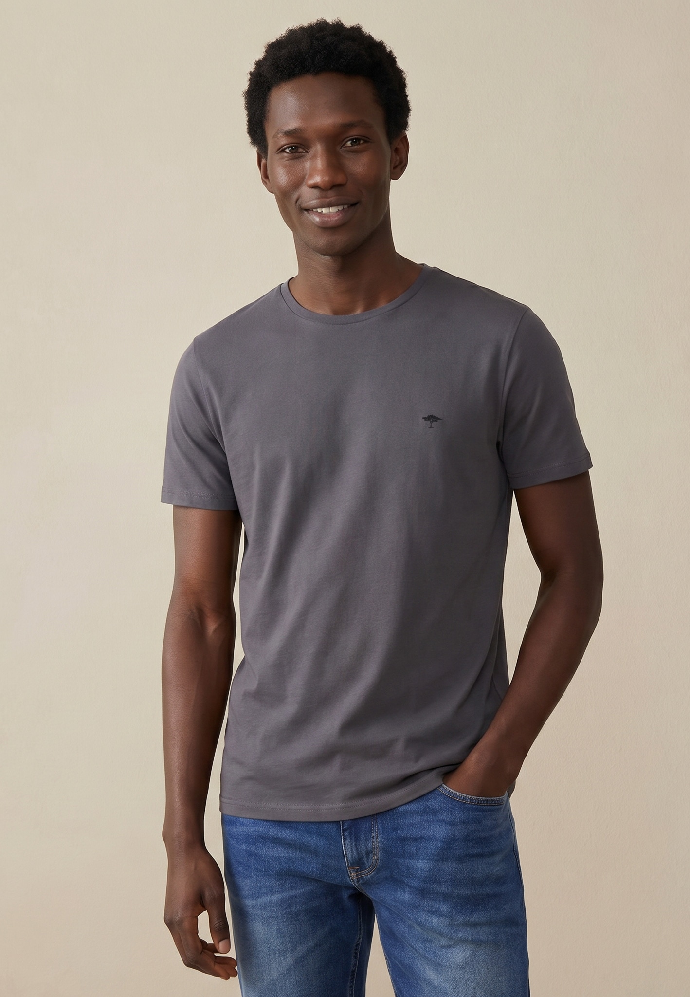 FYNCH-HATTON "FYNCH-HATTON Basic T-Shirt" Sommershirt in unifarben, mit Logostickerei