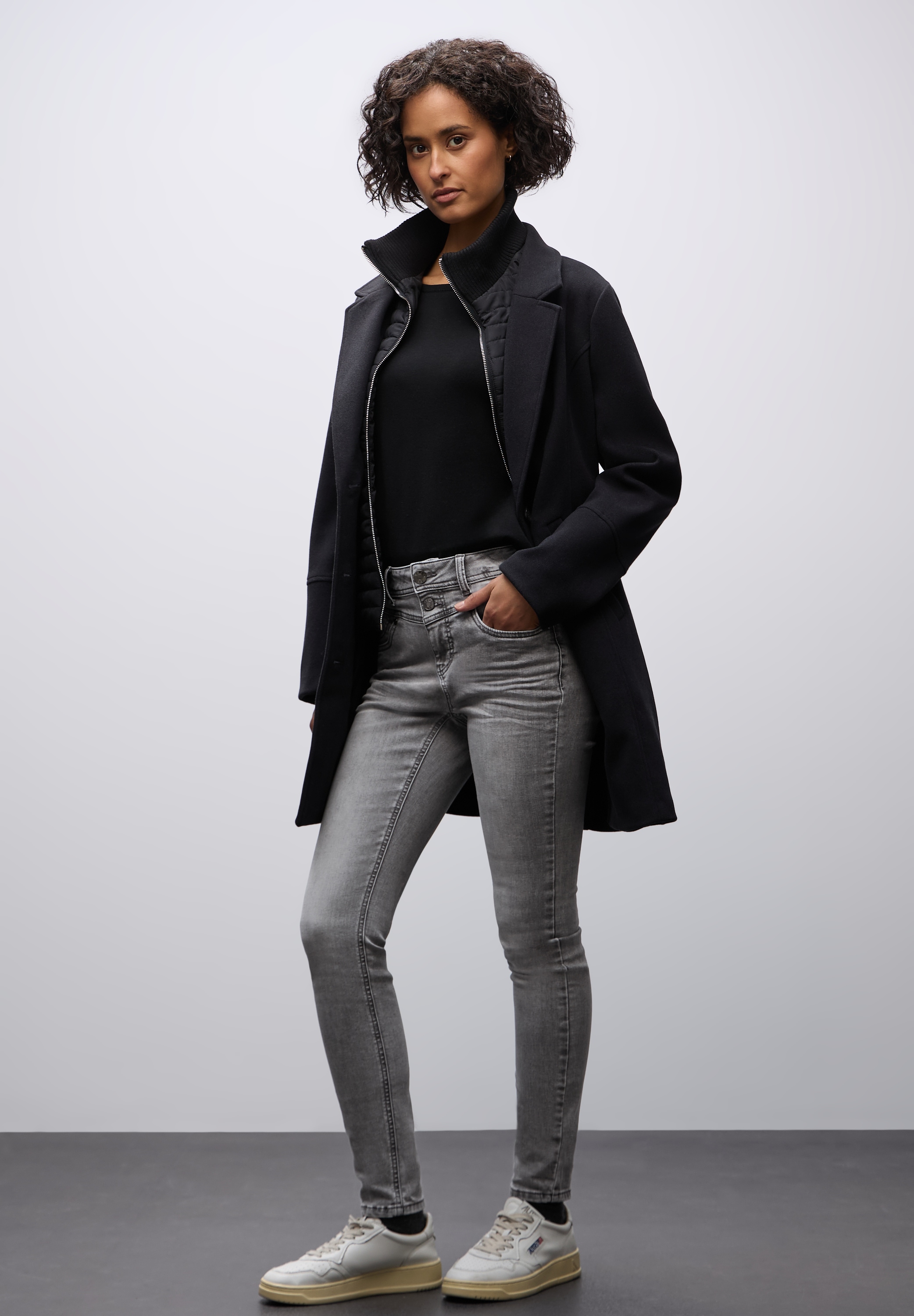 STREET ONE Slim-fit-Jeans »Style York« im Five-Pocket Style