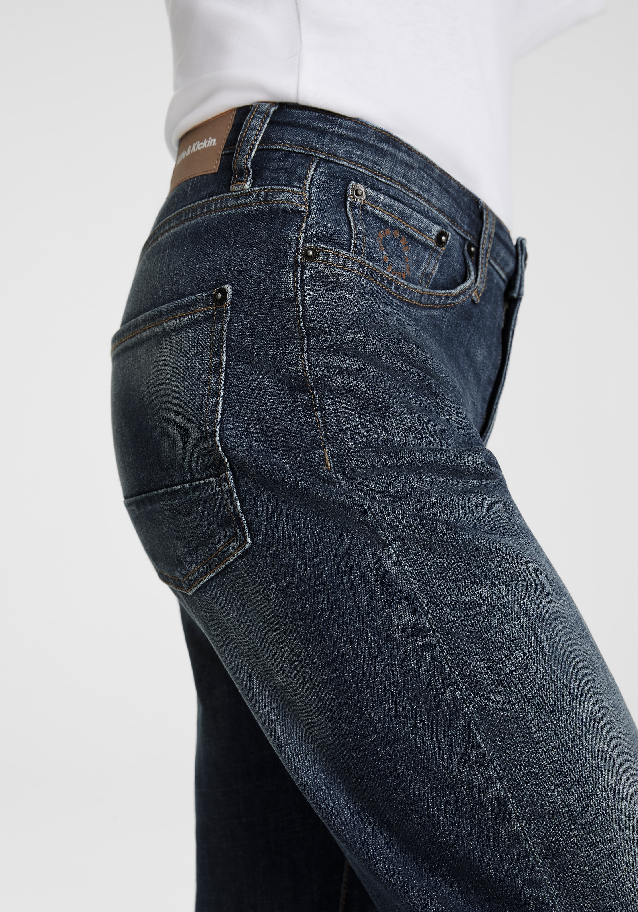 Alife & Kickin Relax-fit-Jeans »MoinaAK«, NEUE KOLLEKTION