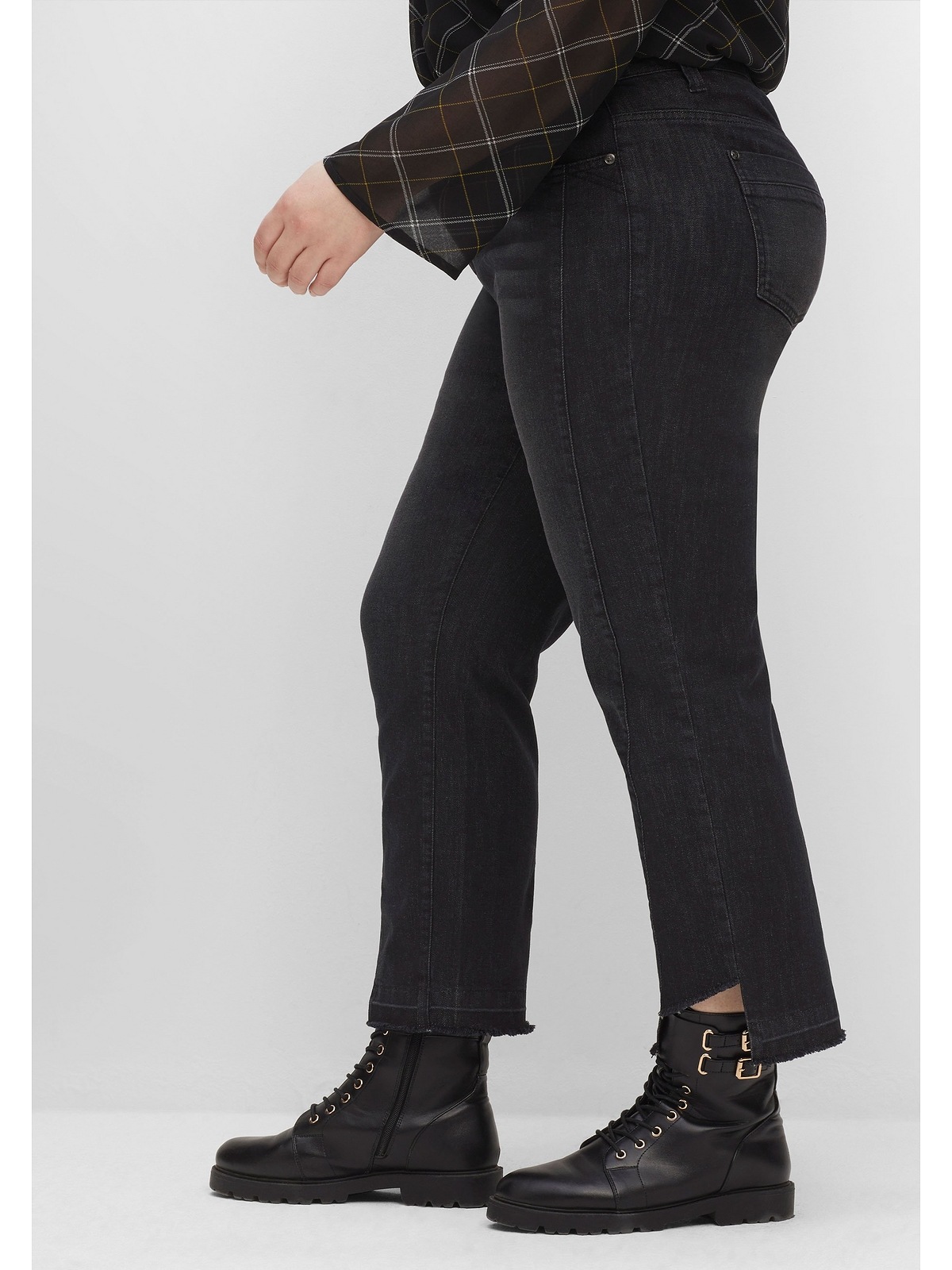 Sheego Stretch-Jeans »Große Größen«, mit kaufen BAUR Saum Cut-out Fransen am und 