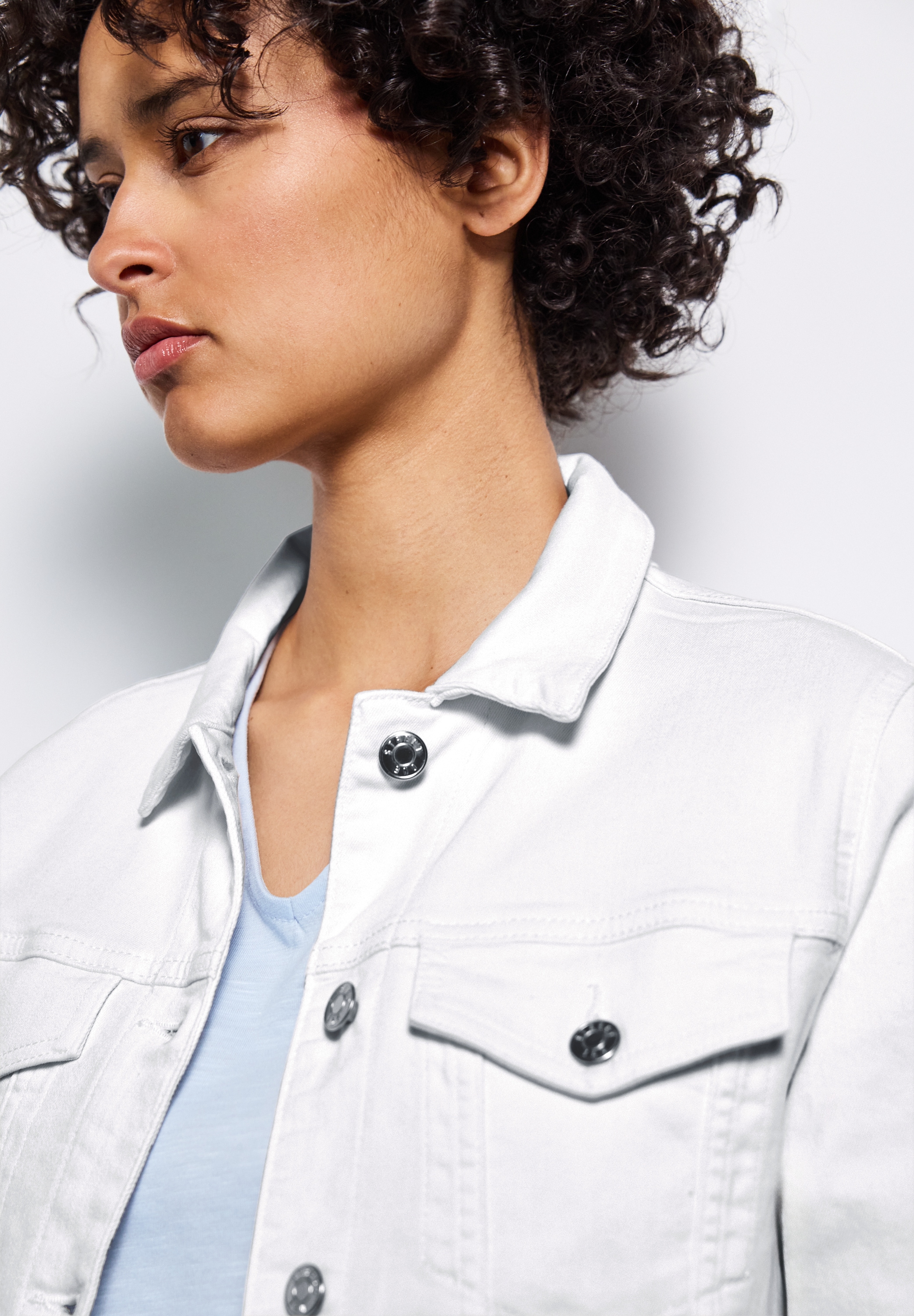 STREET ONE Jeansjacke »Style Lea«, ohne Kapuze, mit Knopfleiste und Stretch