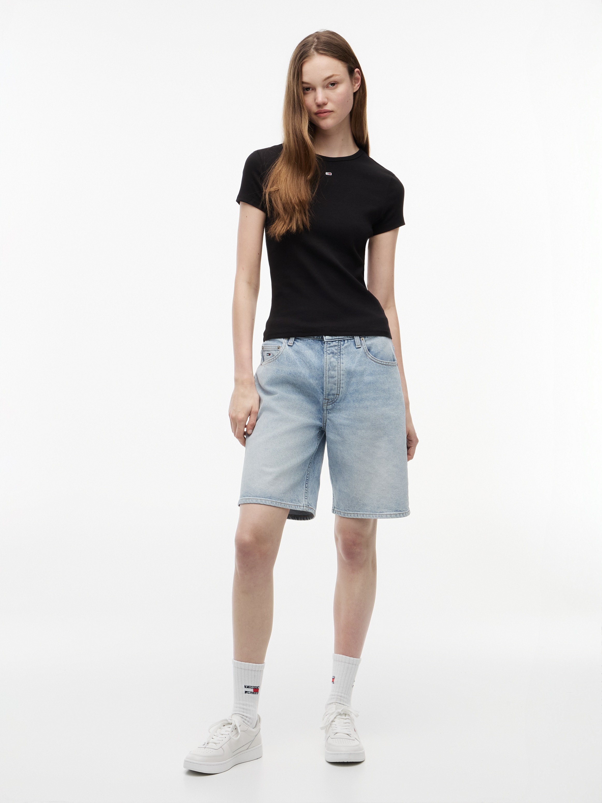 Tommy Jeans Kurzarmshirt »TJW ESSENTIAL RIB SHORT SLEEVE EXT« Baumwollmischung in gerippter Struktur, Slim Fit