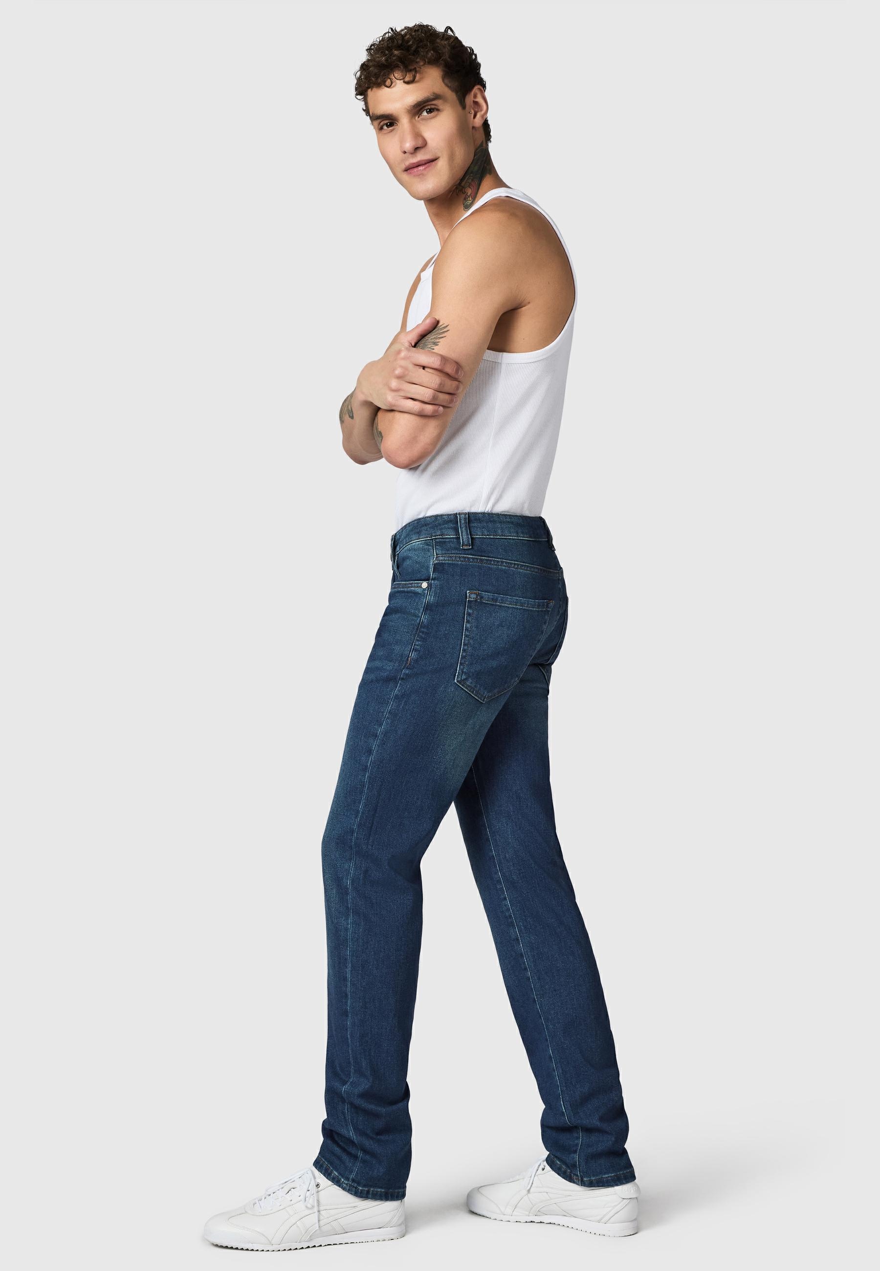 PEAK TIME Tapered-fit-Jeans »Cosmis« Herren Tapered Jeans mit Logoprägung