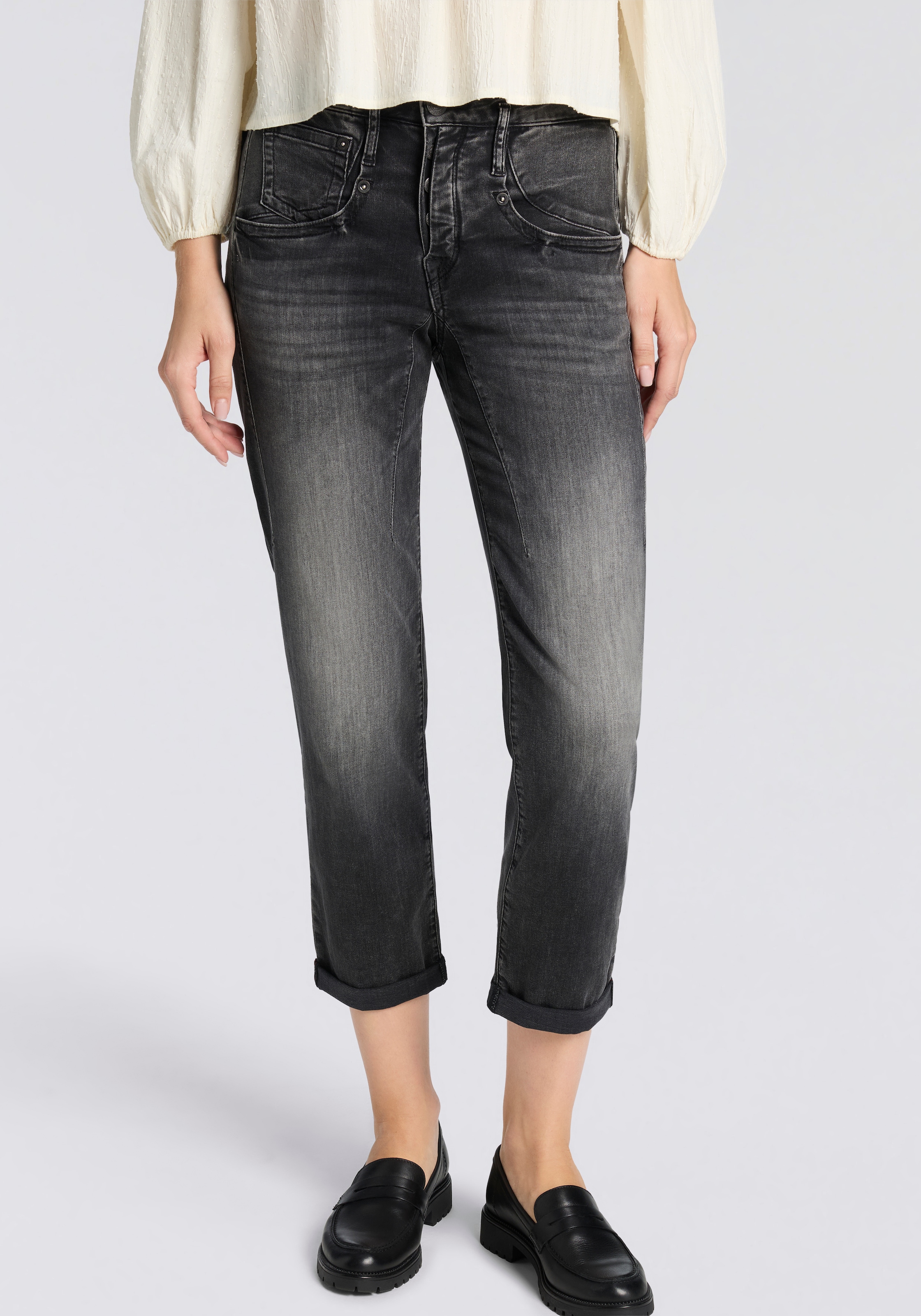 Herrlicher Boyfriend-Jeans "Shyra Tap Denim Black Light" mit halb verdeckte günstig online kaufen