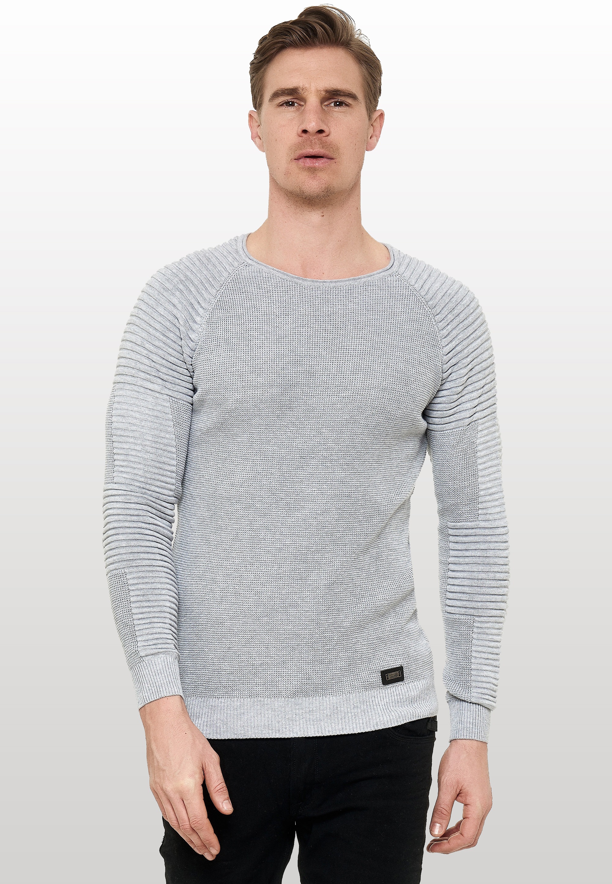 Rusty Neal Strickpullover, mit modernem Rundhalsausschnitt