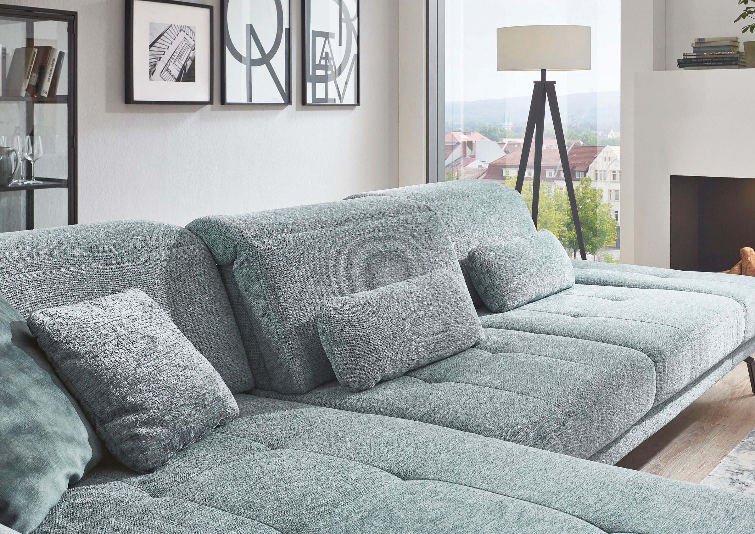 Die PlanBar Ecksofa »MP-IN20126 L-Form«, mit Kopfteilverstellung, optional Sitztiefen- & Armteilverstellung